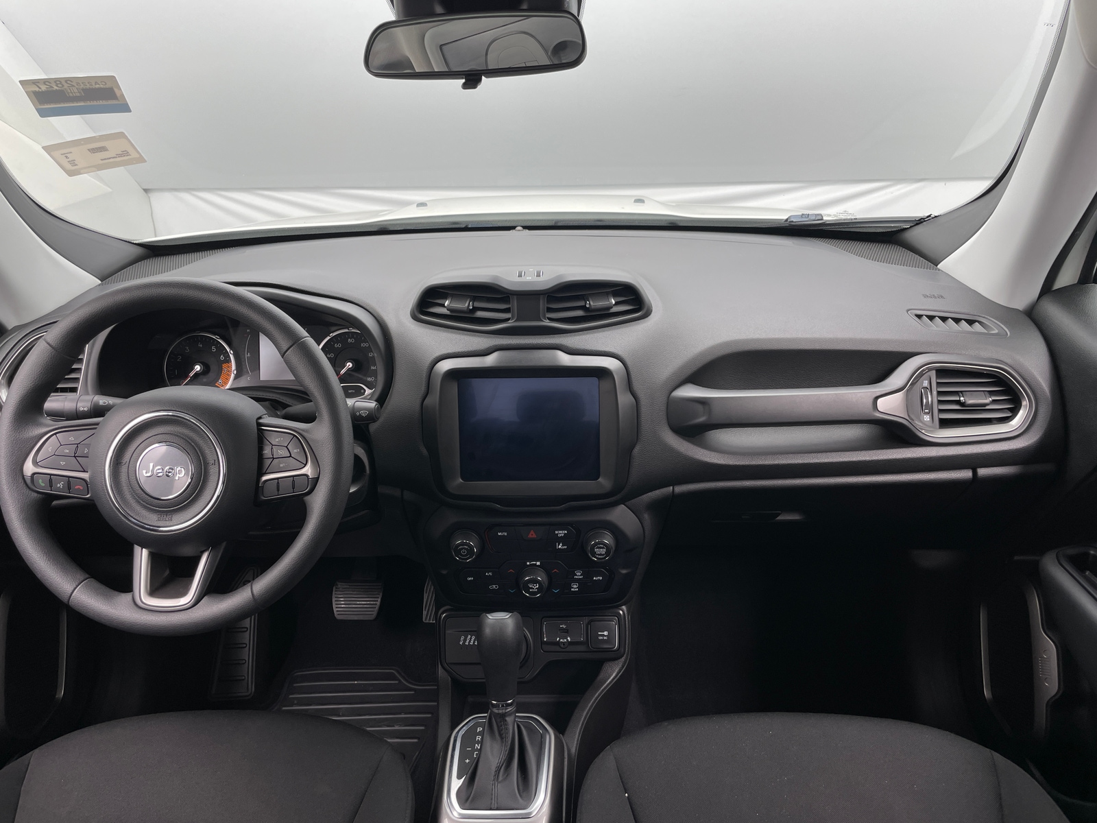 Thumbnail: 2022 Jeep Renegade - 3