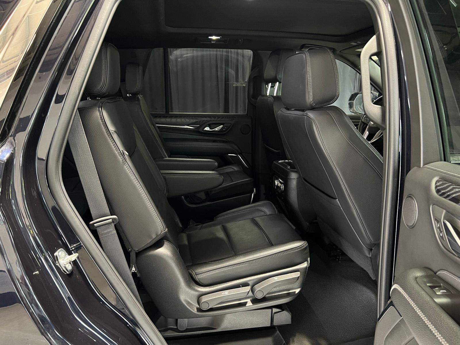 Thumbnail: 2023 GMC Yukon - 5