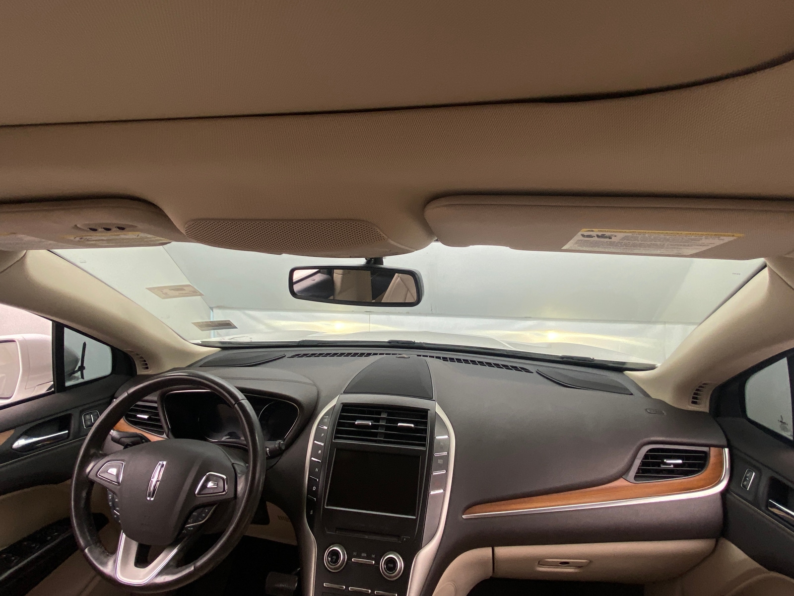 Thumbnail: 2017 Lincoln MKC - 2