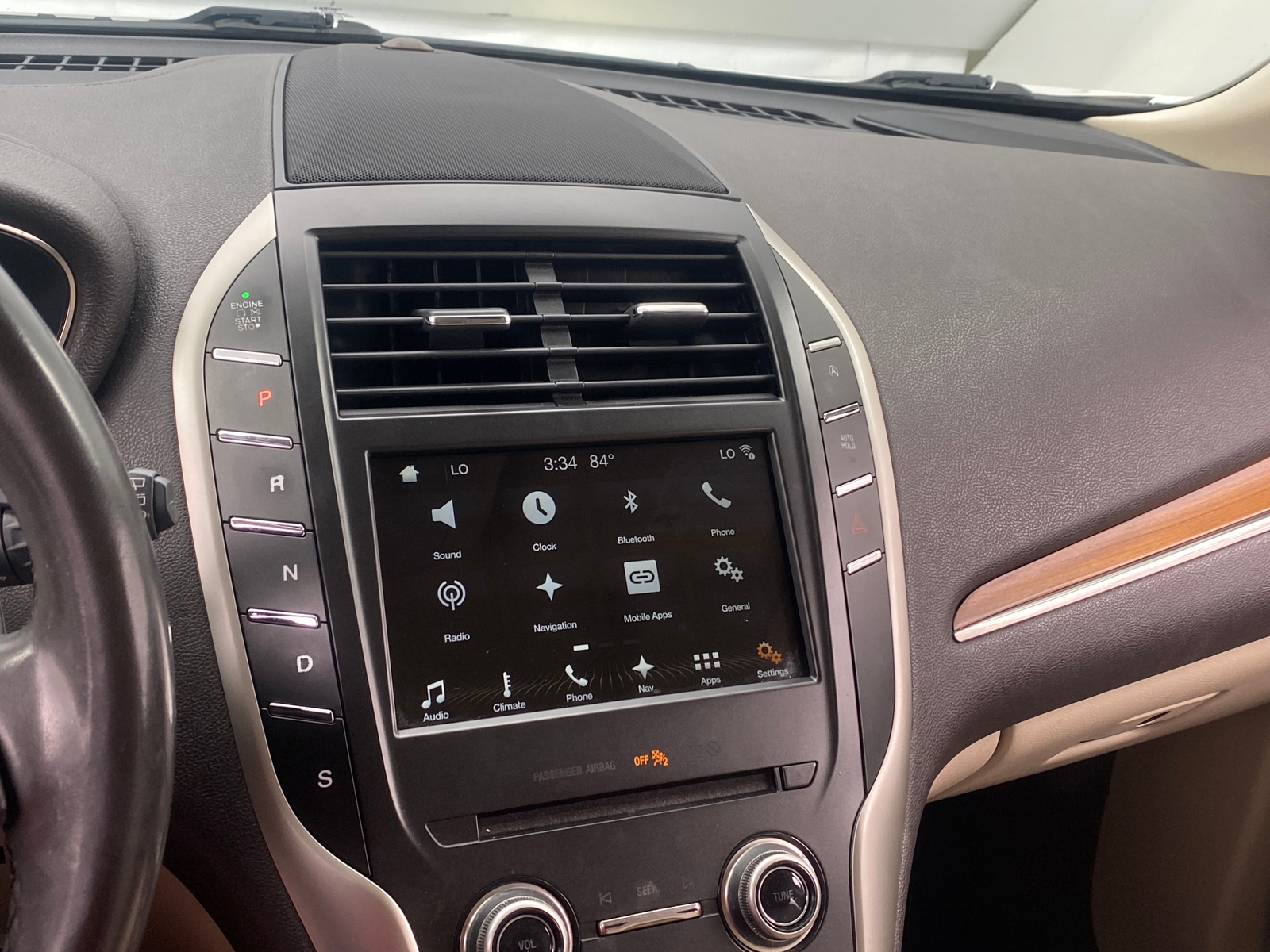 Thumbnail: 2017 Lincoln MKC - 3