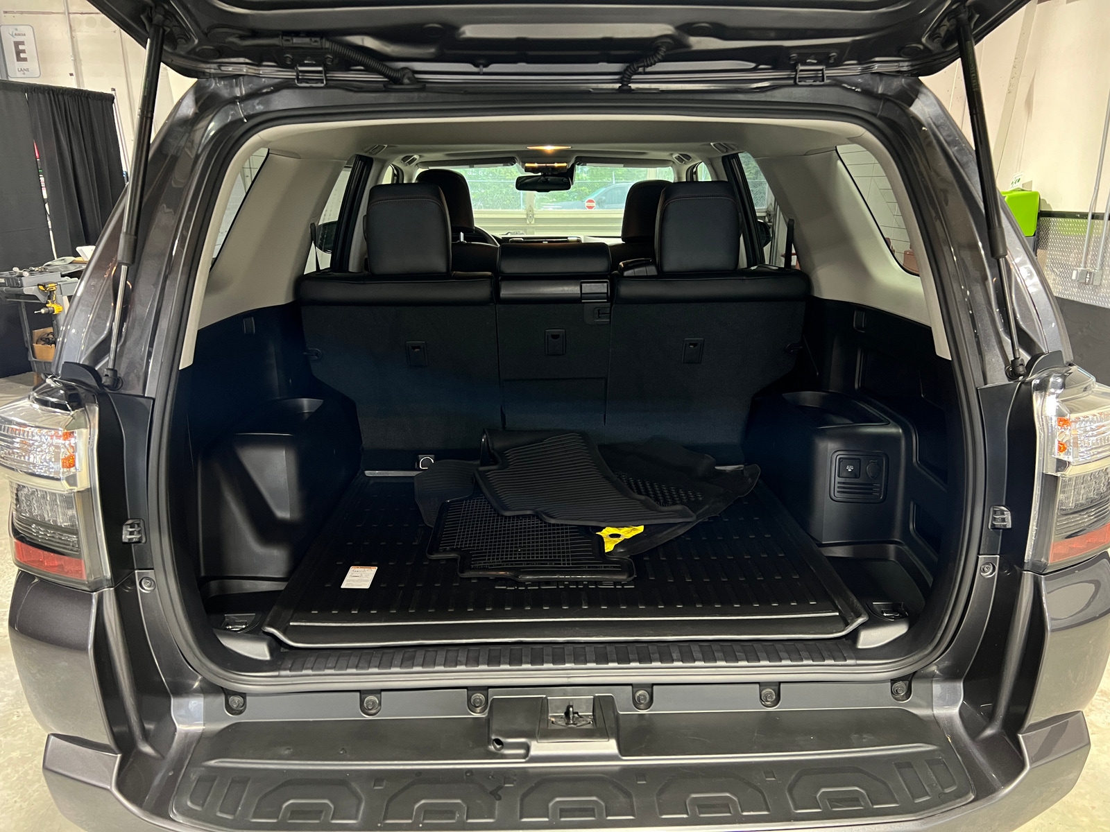 Thumbnail: 2021 Toyota 4Runner - 6
