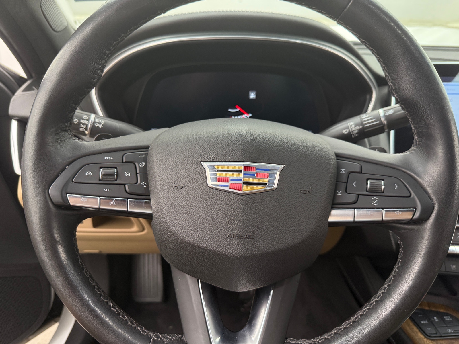 Thumbnail: 2023 Cadillac CT5 - 4