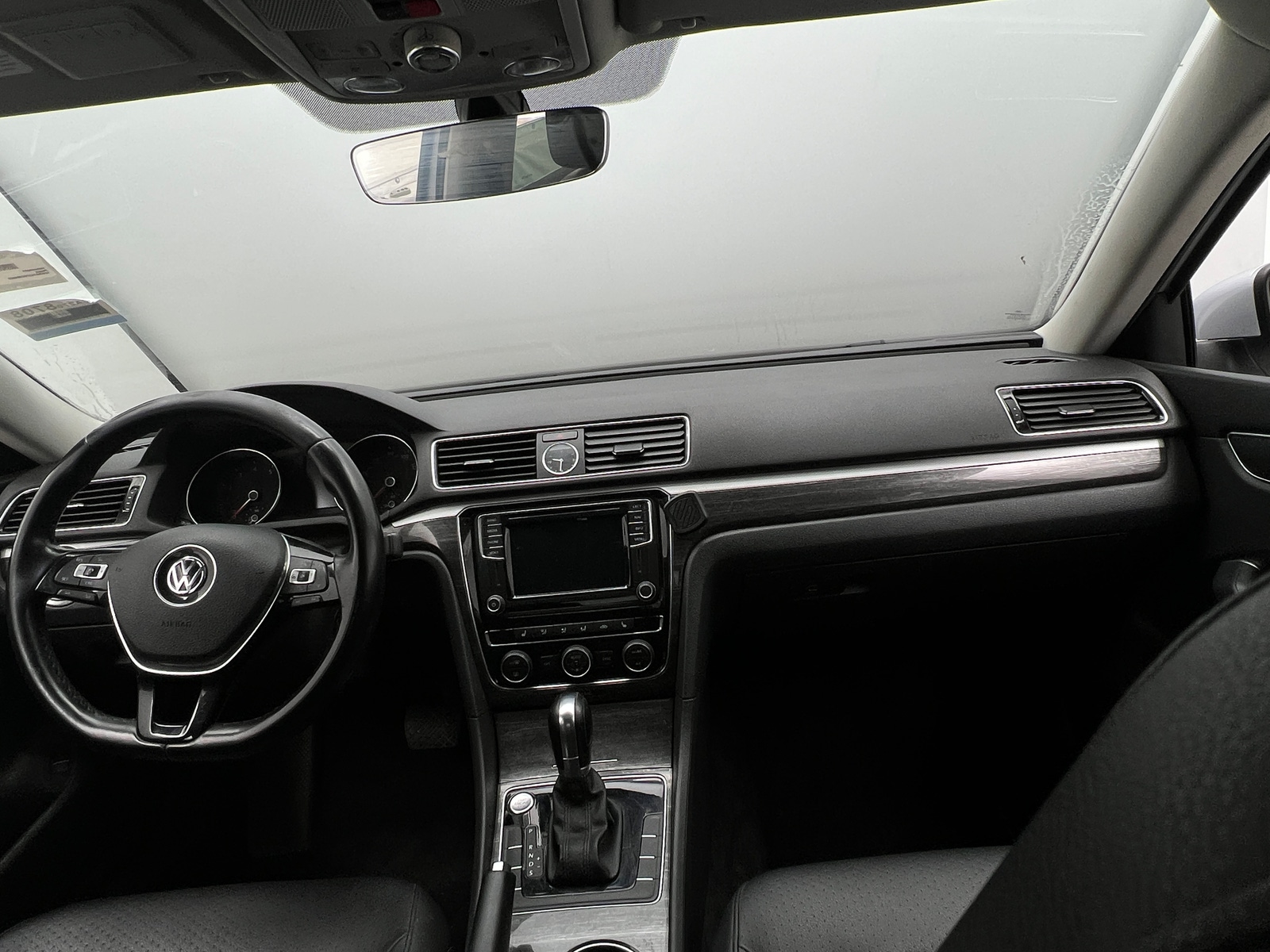 Thumbnail: 2016 Volkswagen Passat - 2