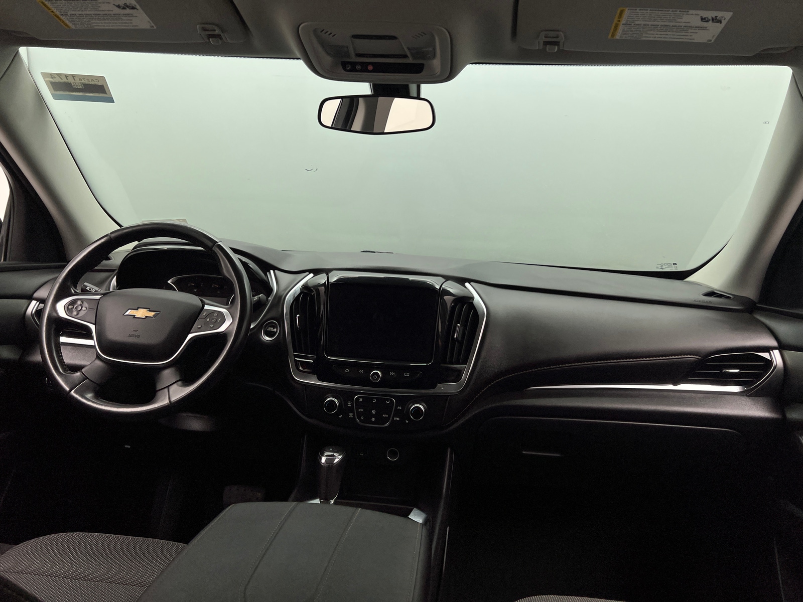 Thumbnail: 2020 Chevrolet Traverse - 3