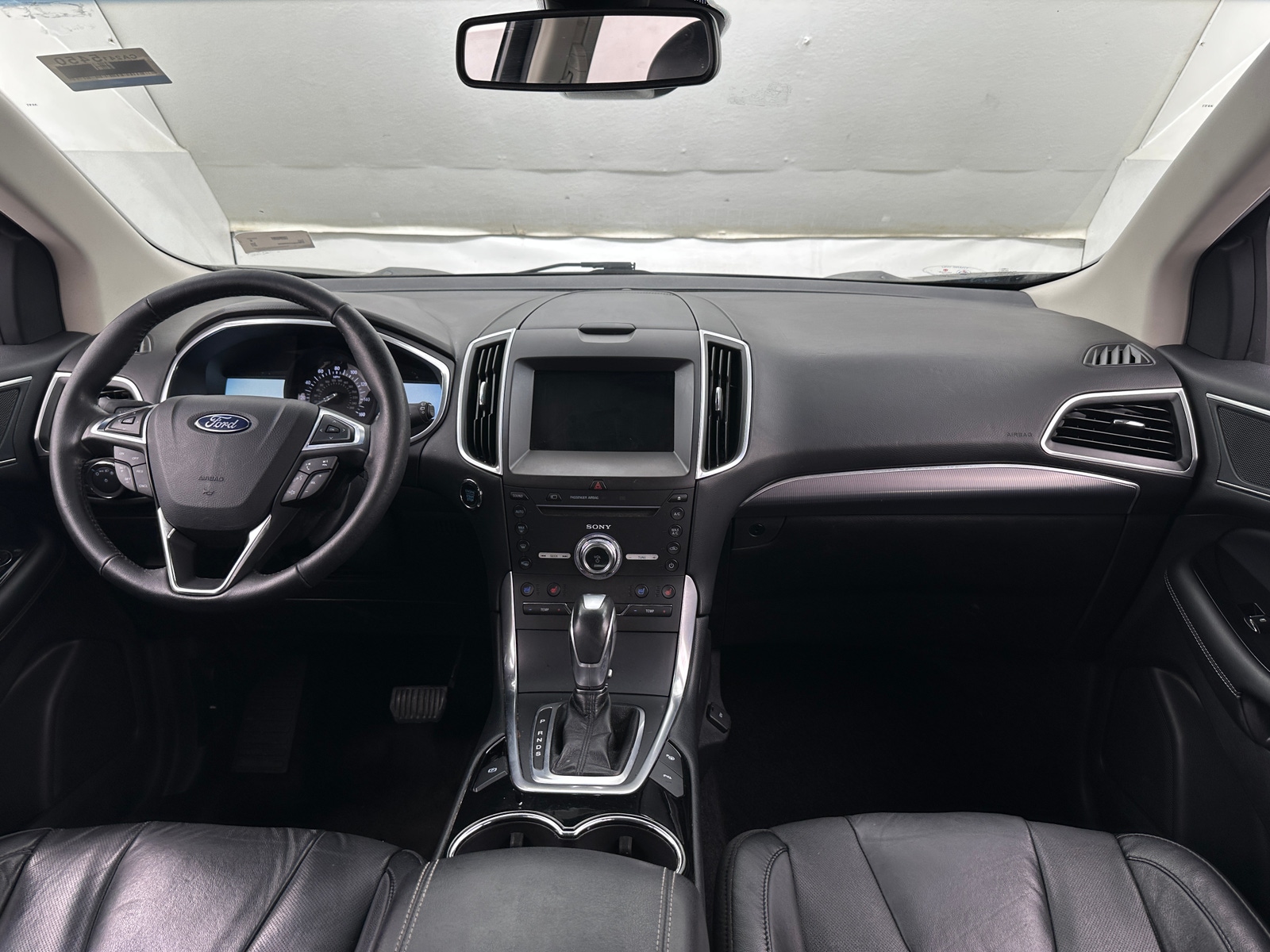 Thumbnail: 2017 Ford Edge - 2