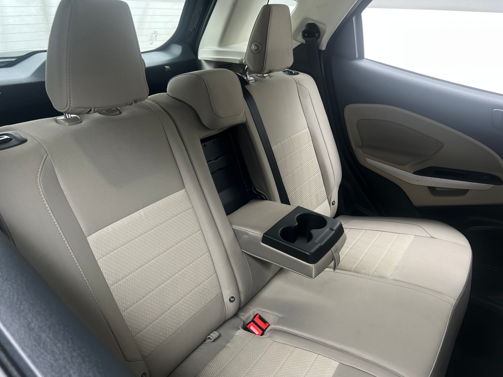 Thumbnail: 2019 Ford EcoSport - 6