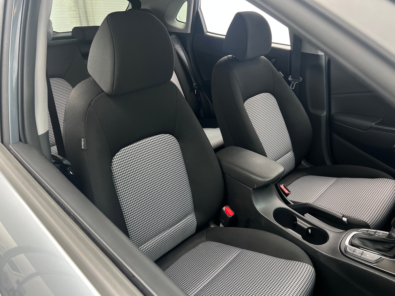 Thumbnail: 2021 Hyundai Kona - 2