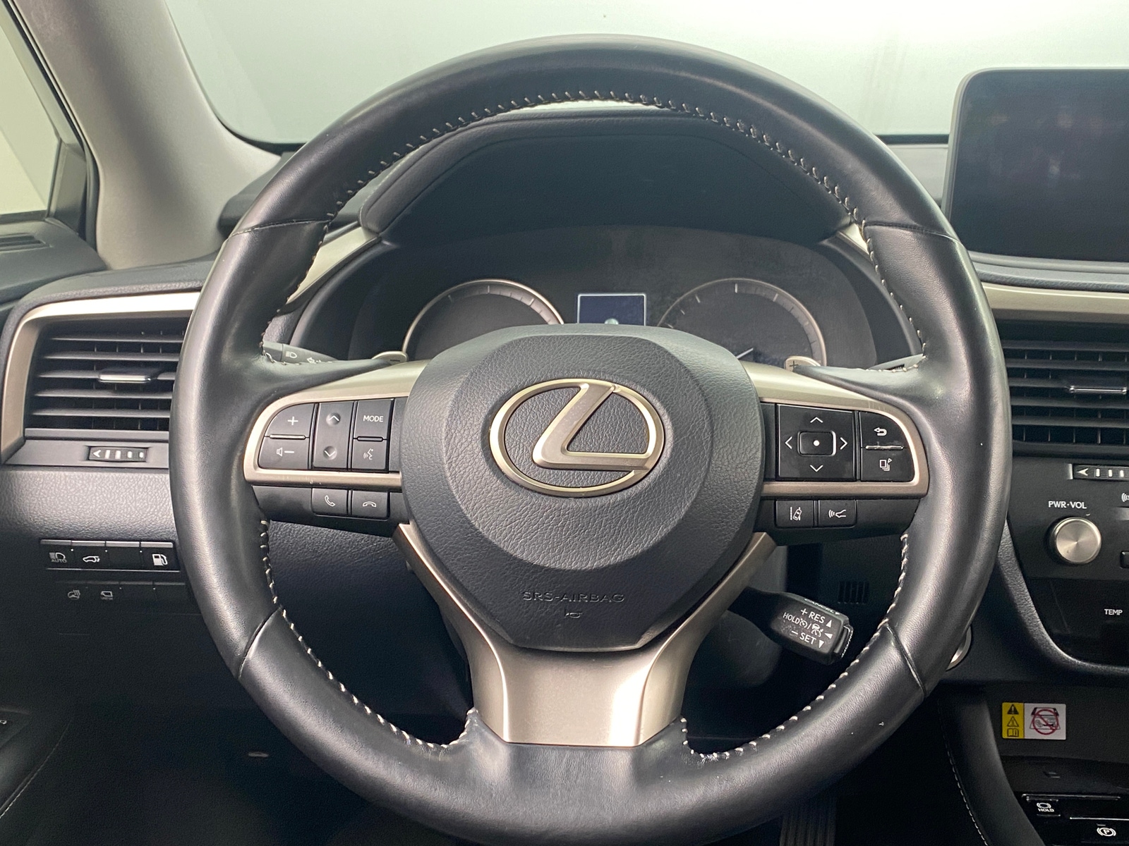 Thumbnail: 2022 Lexus RX - 4