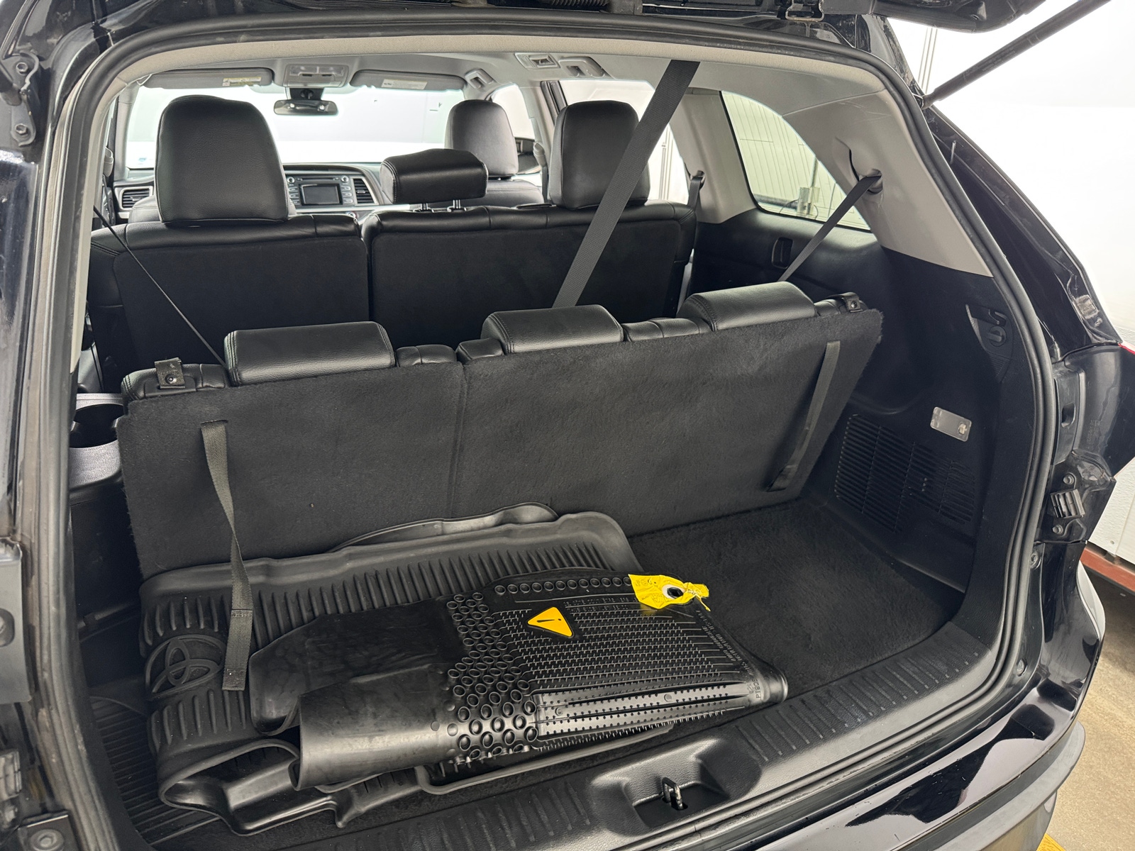 Thumbnail: 2018 Toyota Highlander - 7