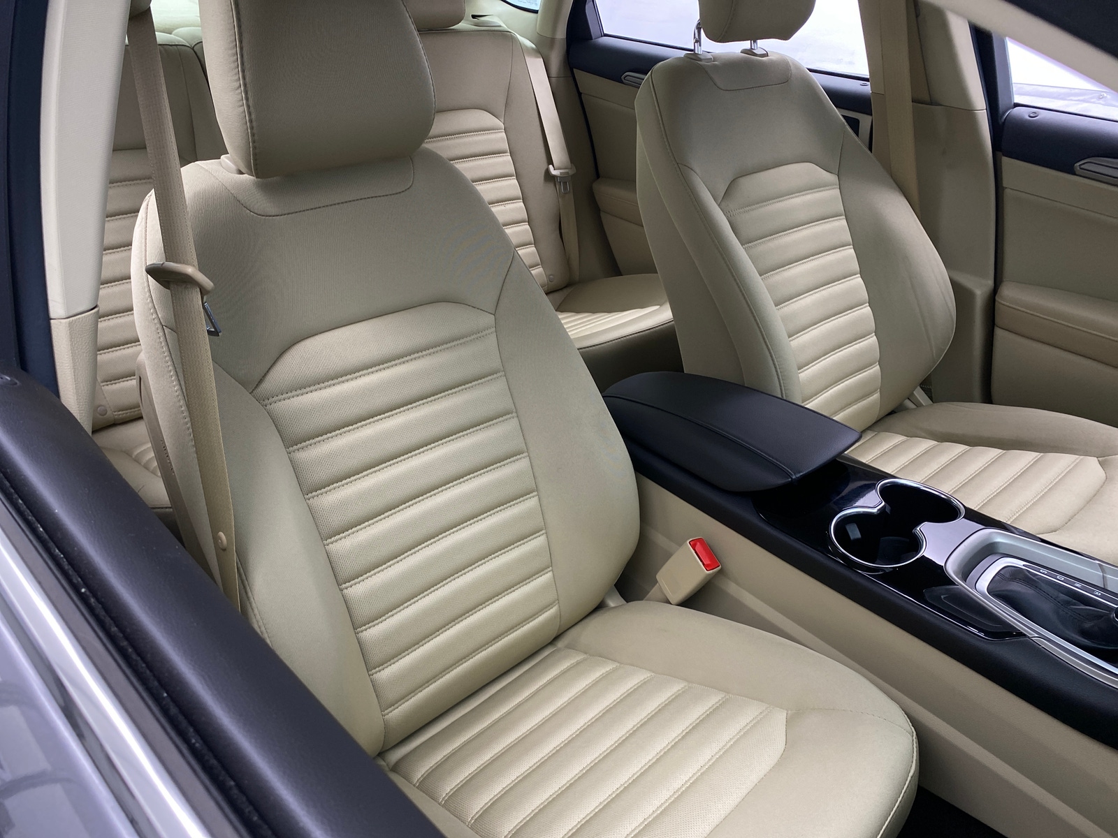 Thumbnail: 2014 Ford Fusion - 2
