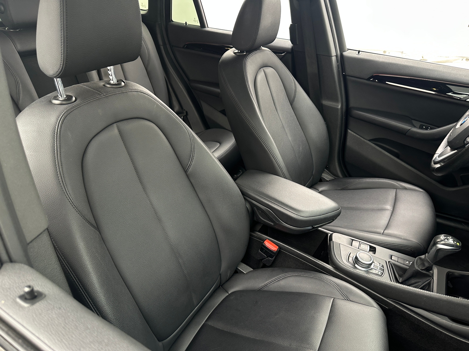 Thumbnail: 2019 BMW X1 - 2