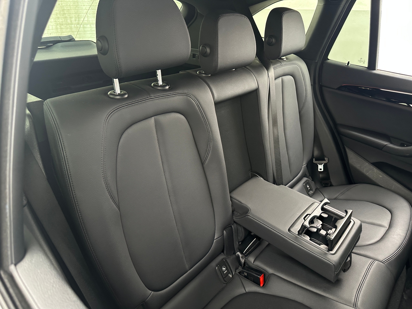 Thumbnail: 2019 BMW X1 - 6