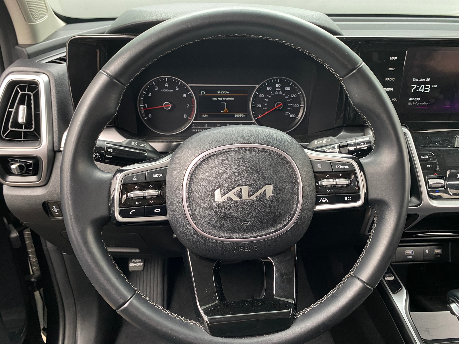 Thumbnail: 2023 Kia Sorento - 4