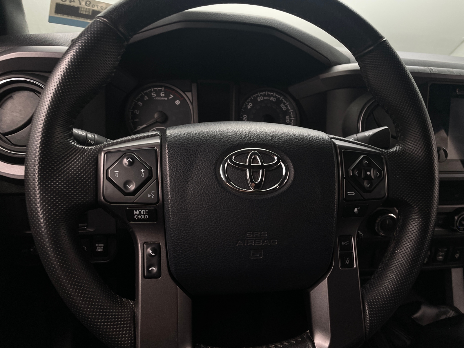 Thumbnail: 2018 Toyota Tacoma - 5