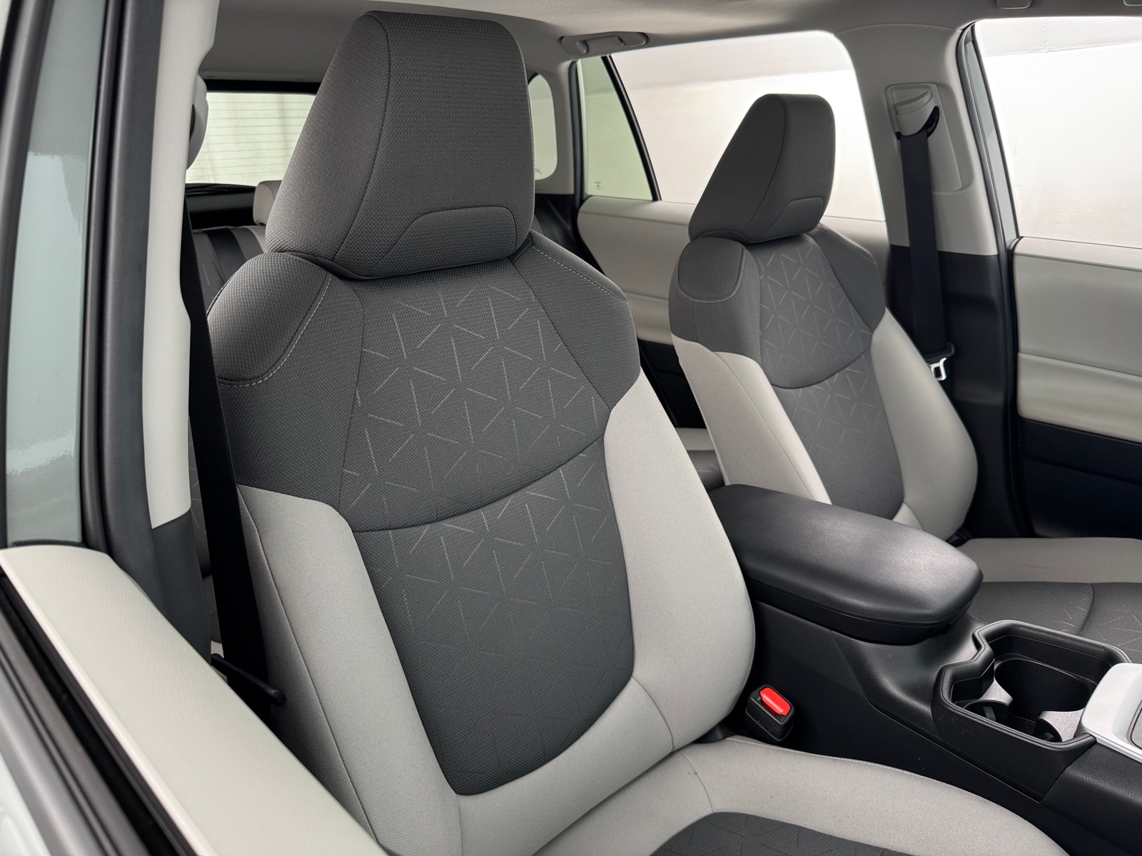 Thumbnail: 2019 Toyota RAV4 - 2