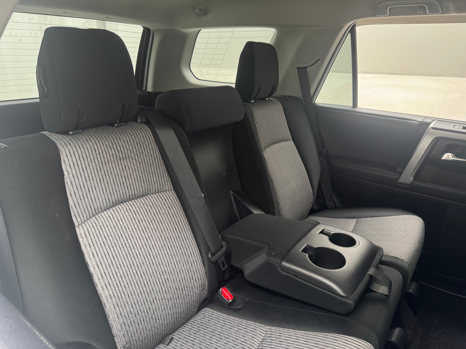 Thumbnail: 2017 Toyota 4Runner - 6