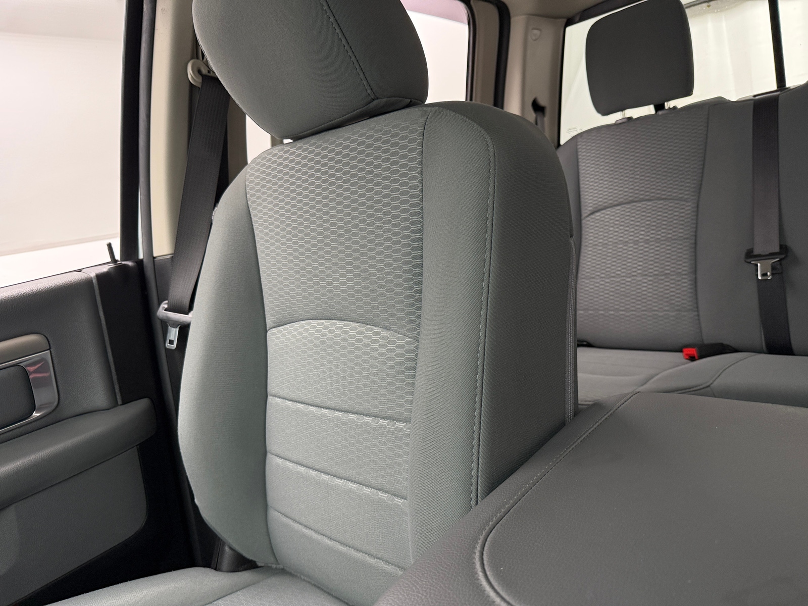 Thumbnail: 2019 RAM 1500 Classic - 2