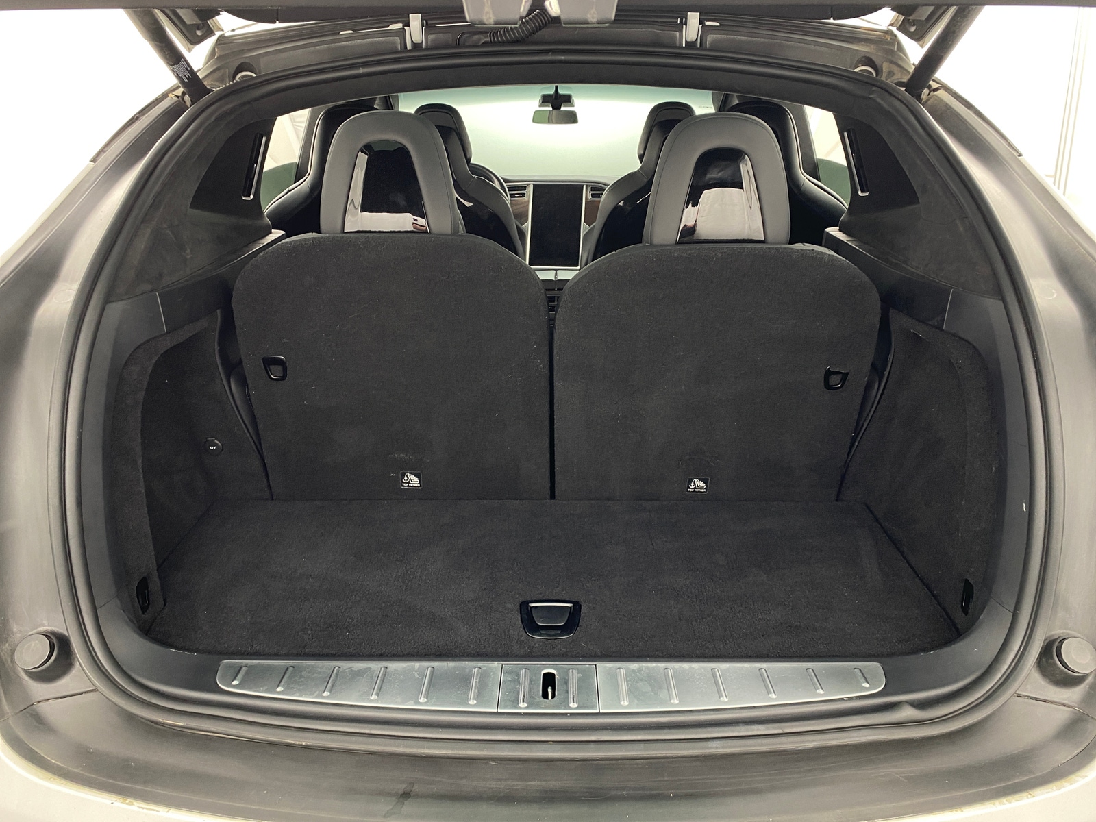 Thumbnail: 2016 Tesla Model X - 6