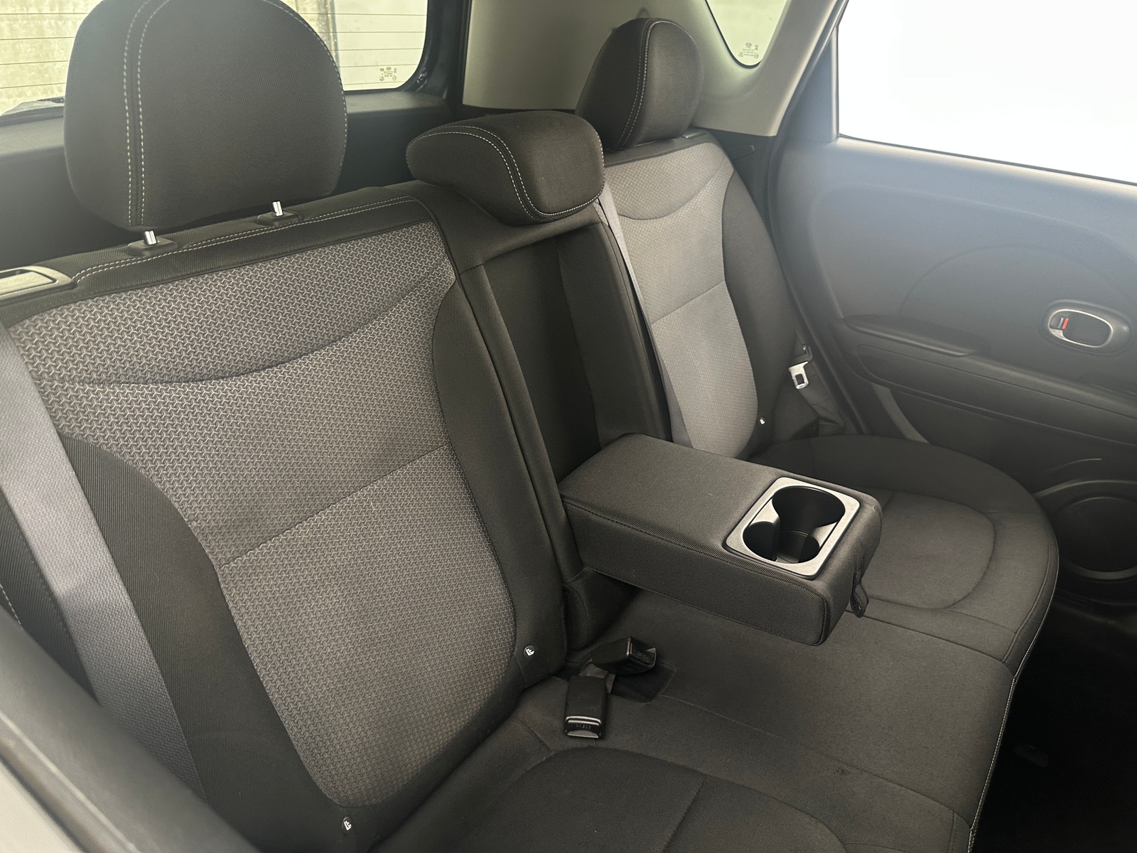 Thumbnail: 2017 Kia Soul - 6