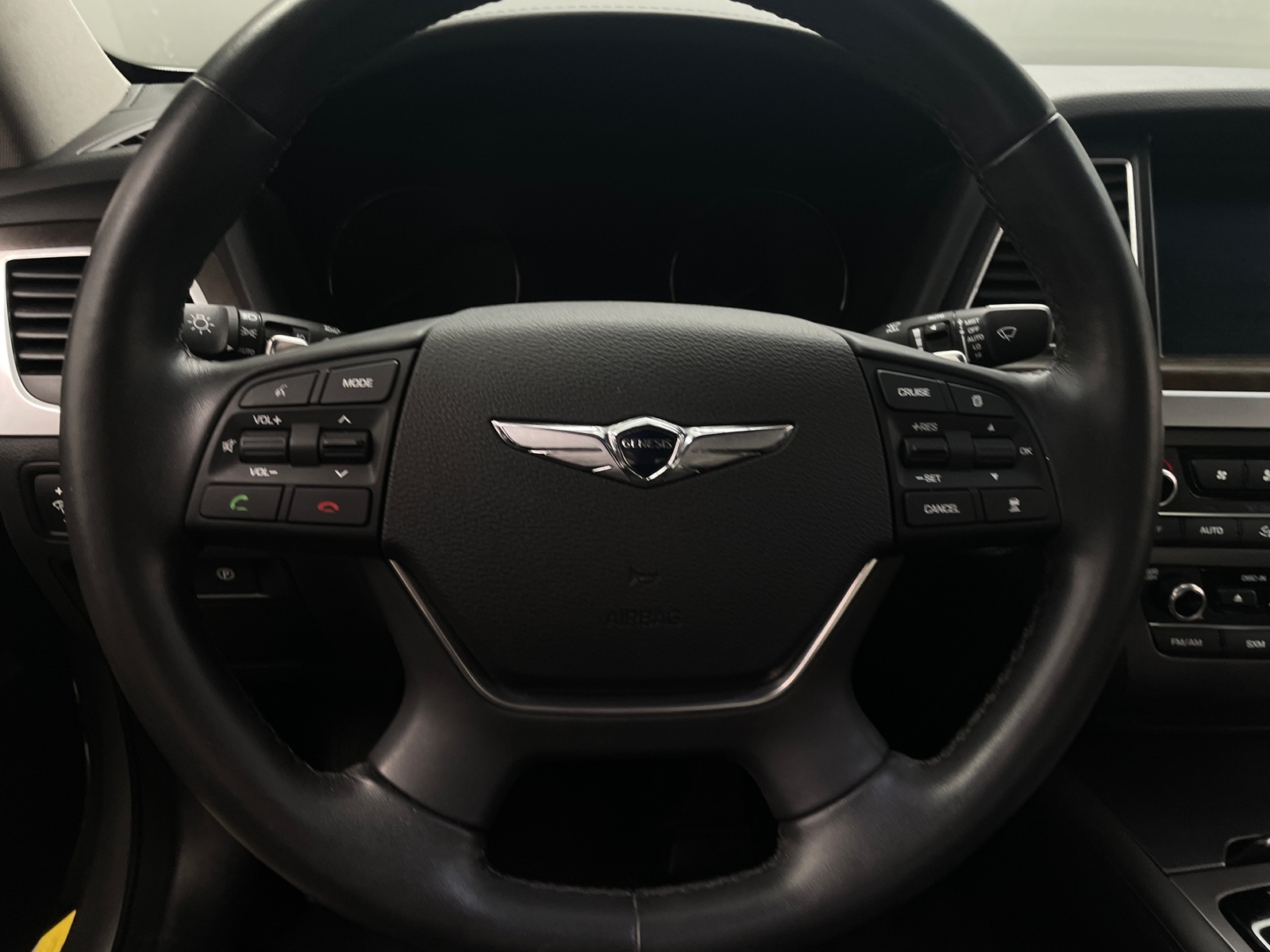 Thumbnail: 2017 Genesis G80 - 4