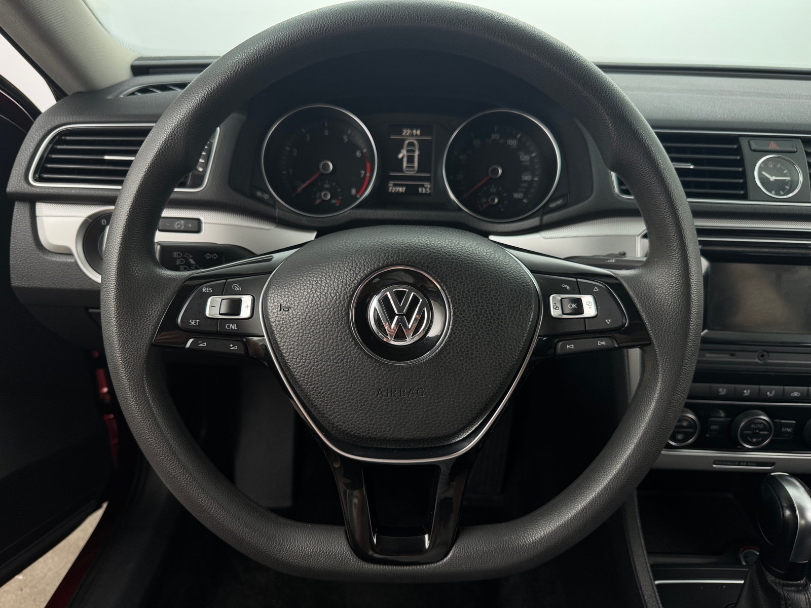 Thumbnail: 2016 Volkswagen Passat - 5