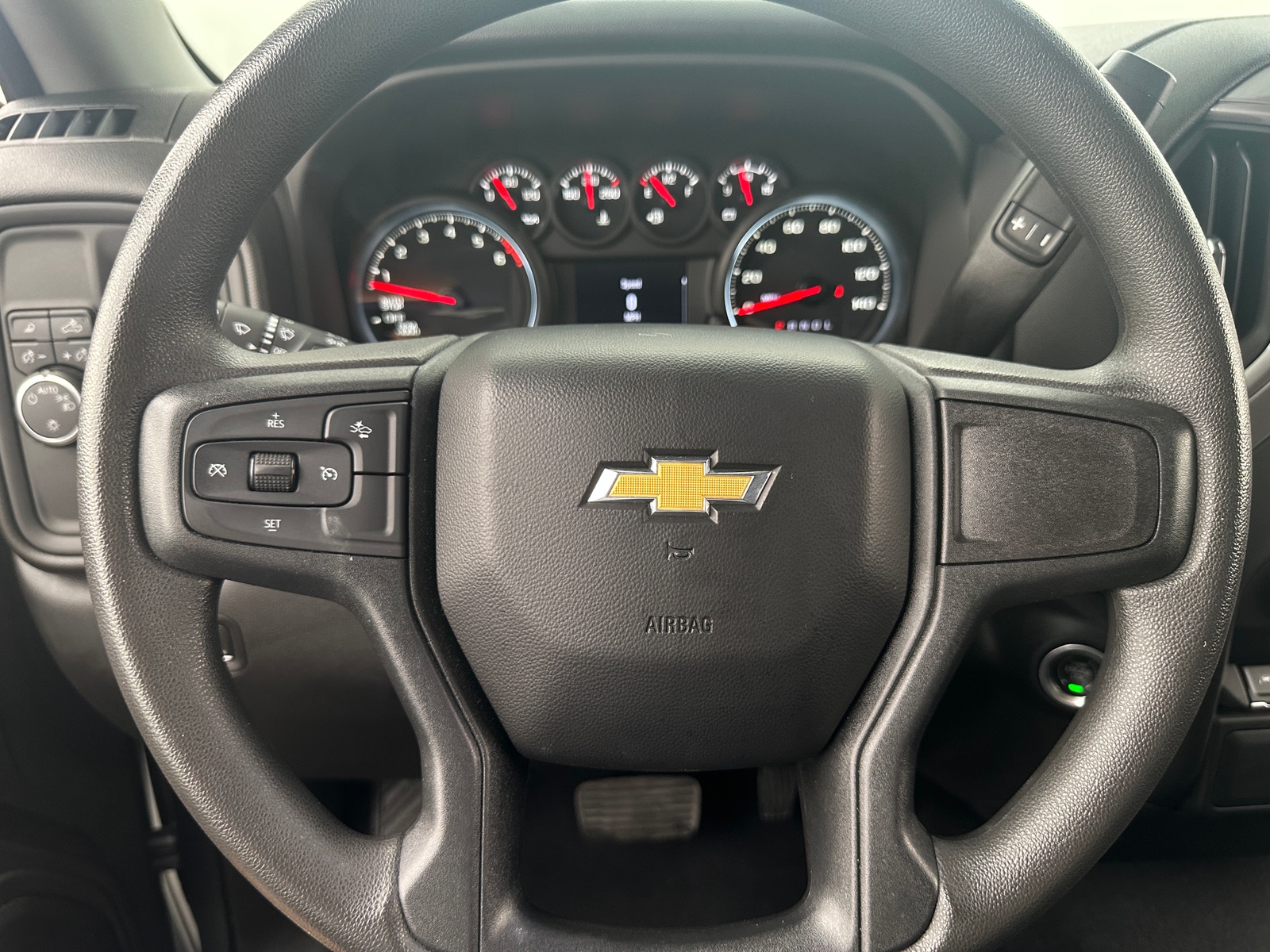 Thumbnail: 2024 Chevrolet Silverado 1500 - 5