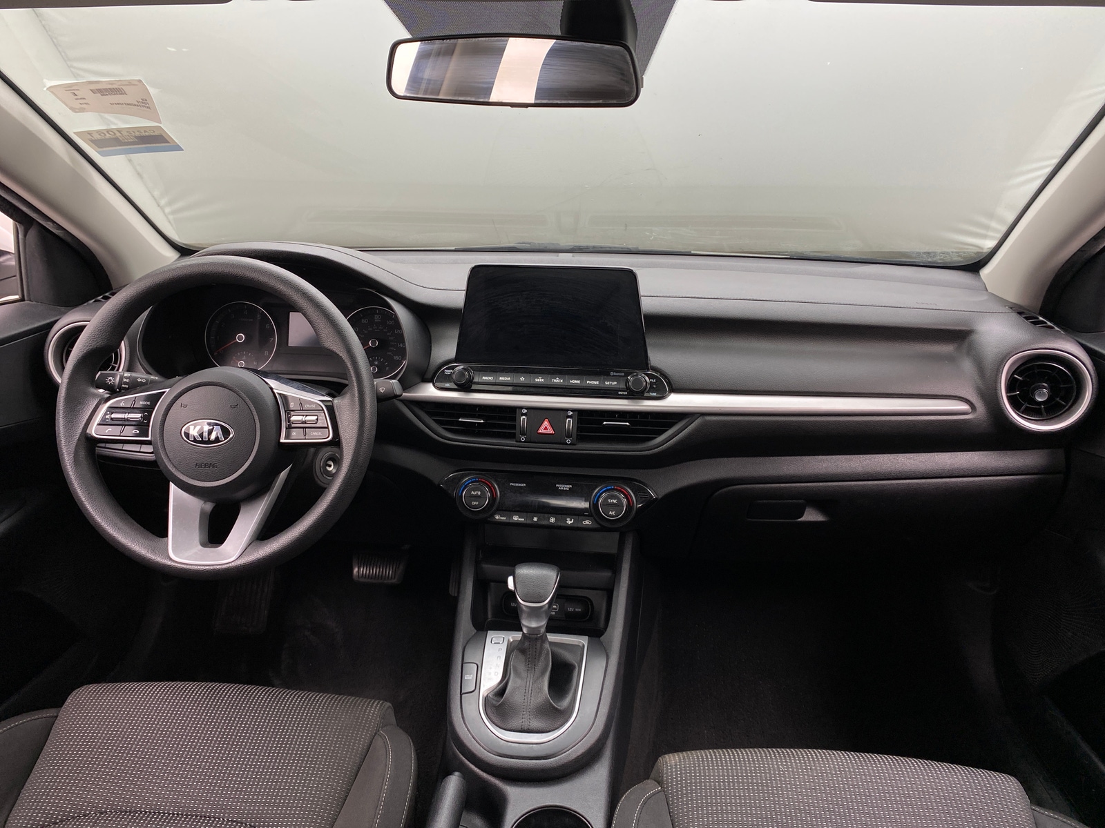 Thumbnail: 2019 Kia Forte - 3