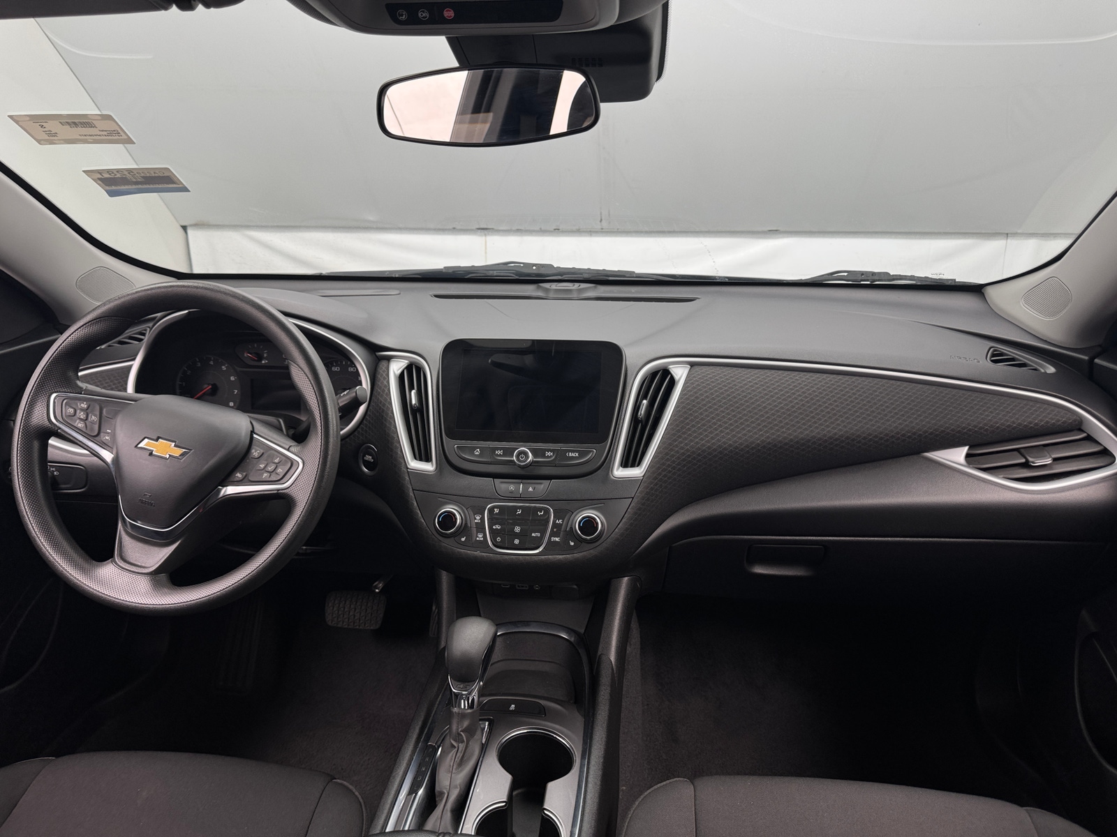 Thumbnail: 2023 Chevrolet Malibu - 3