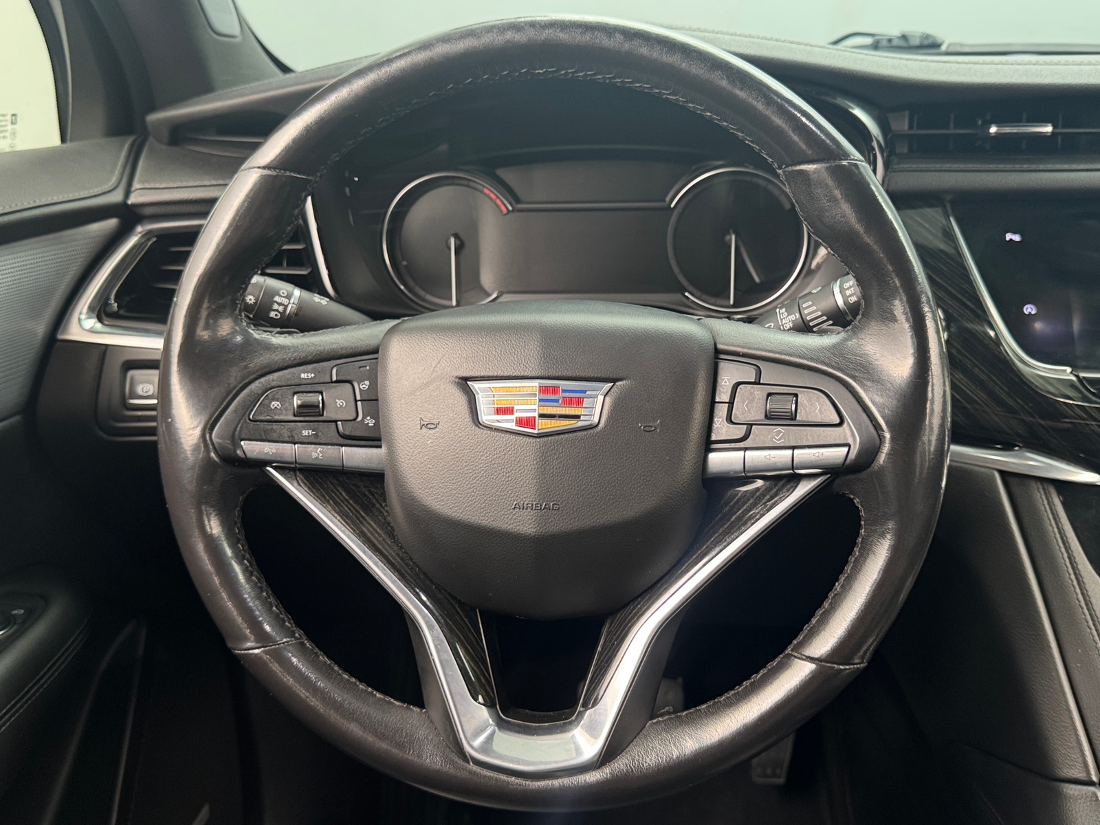 Thumbnail: 2020 Cadillac XT6 - 4