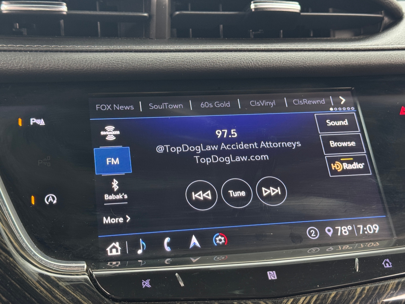 Thumbnail: 2020 Cadillac XT6 - 3