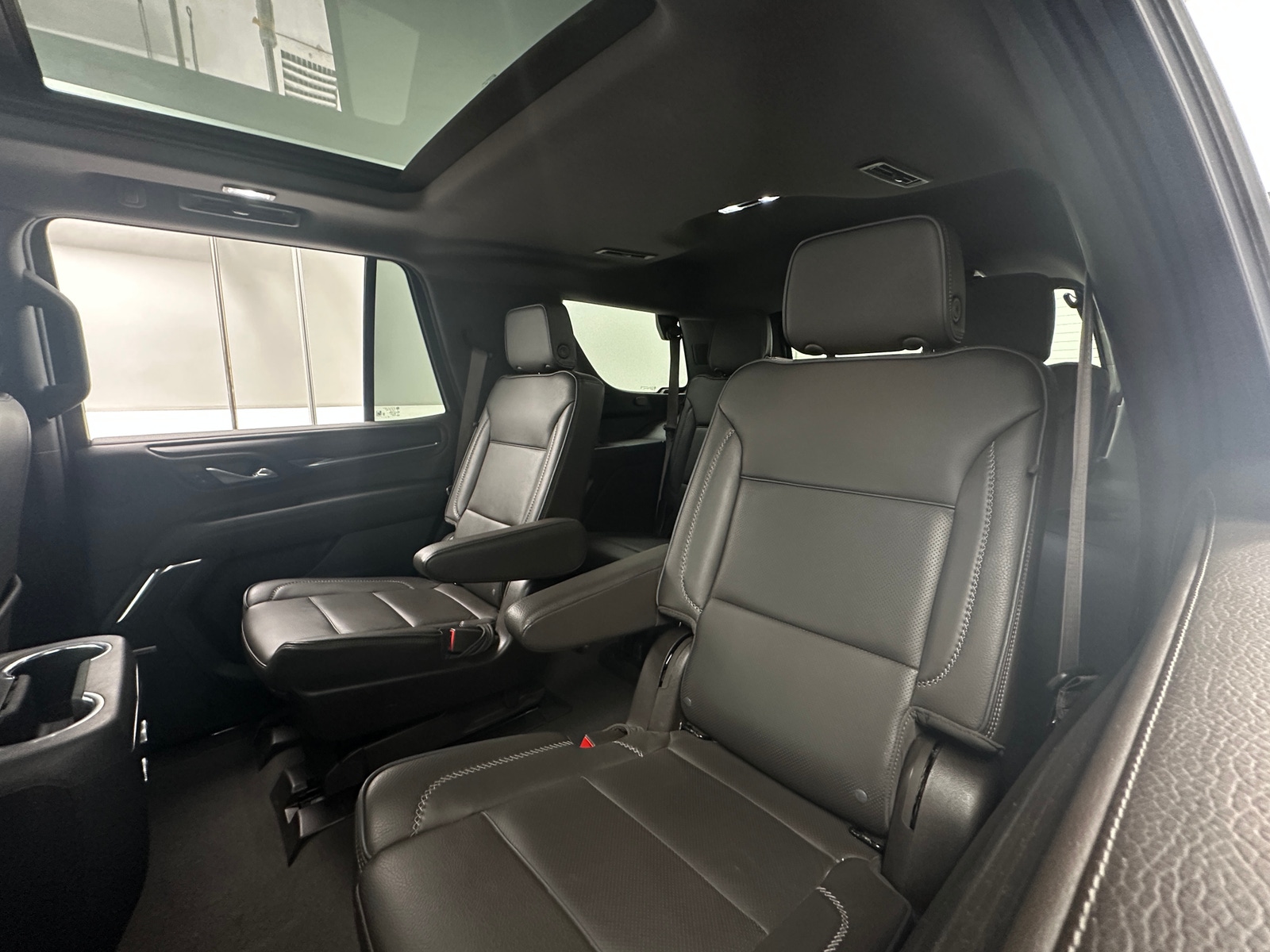 Thumbnail: 2023 GMC Yukon - 5