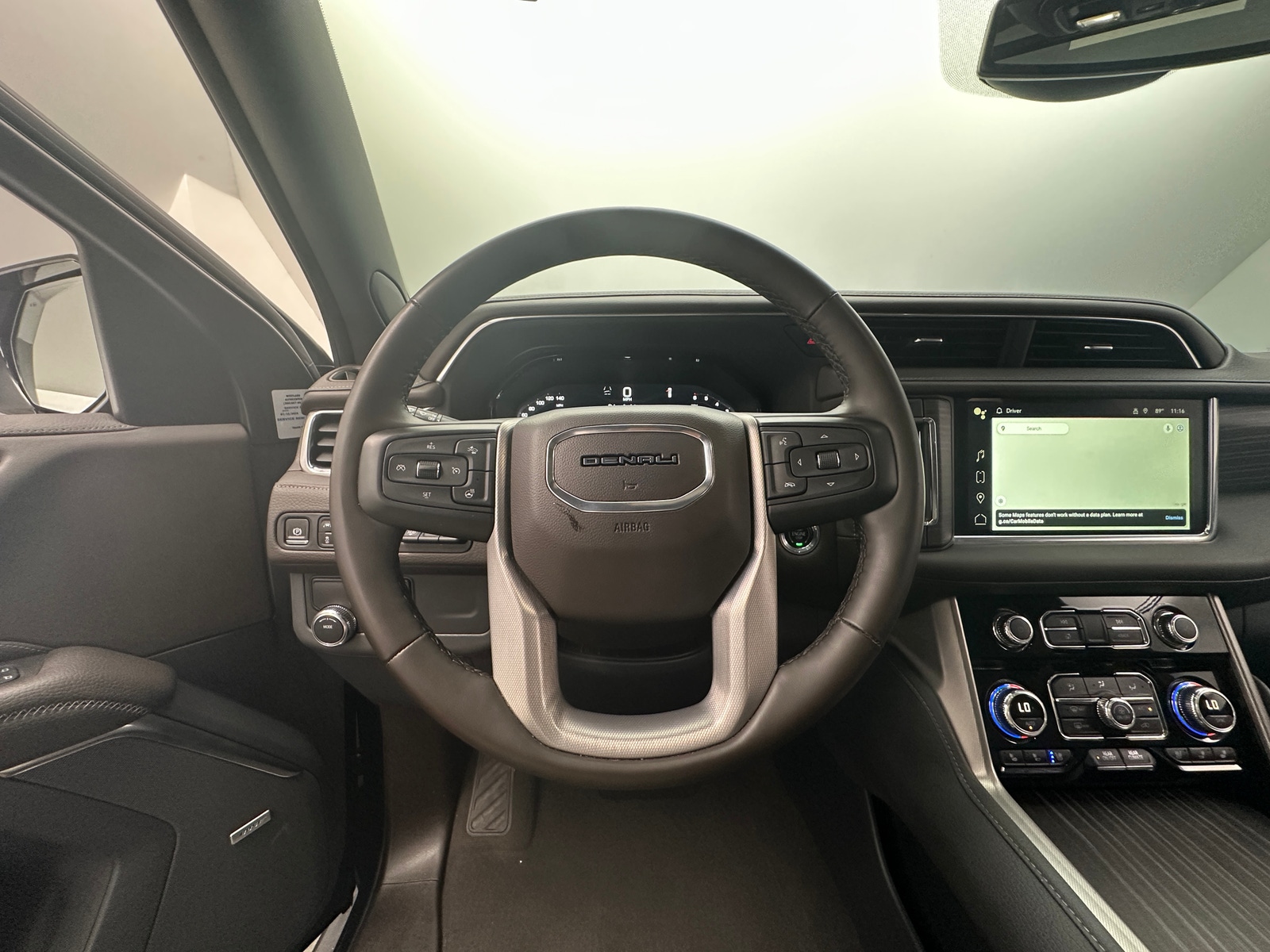 Thumbnail: 2023 GMC Yukon - 4