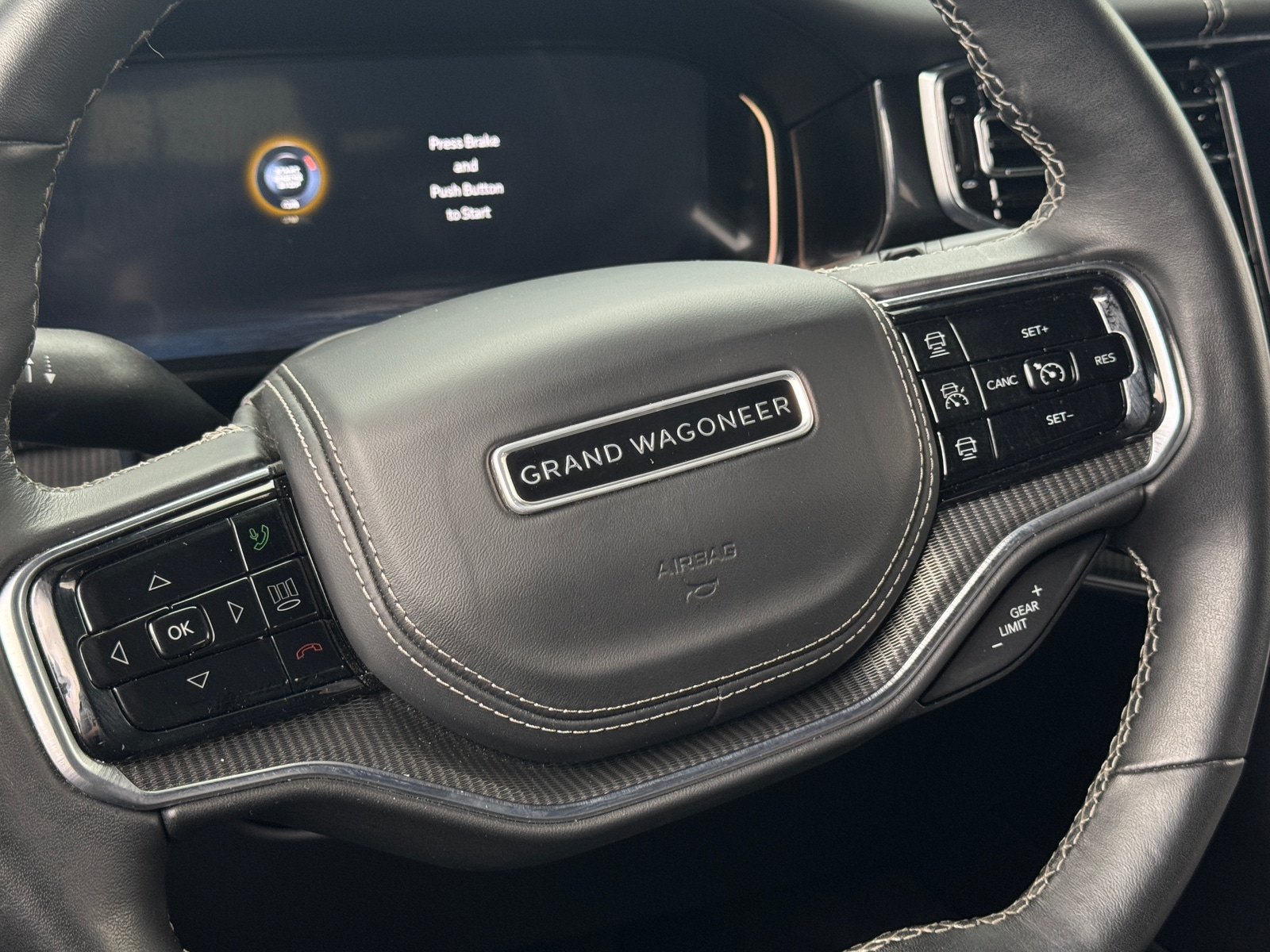 Thumbnail: 2022 Jeep Grand Wagoneer - 5