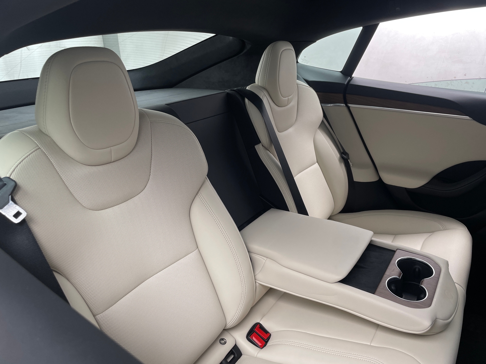Thumbnail: 2023 Tesla Model S - 5