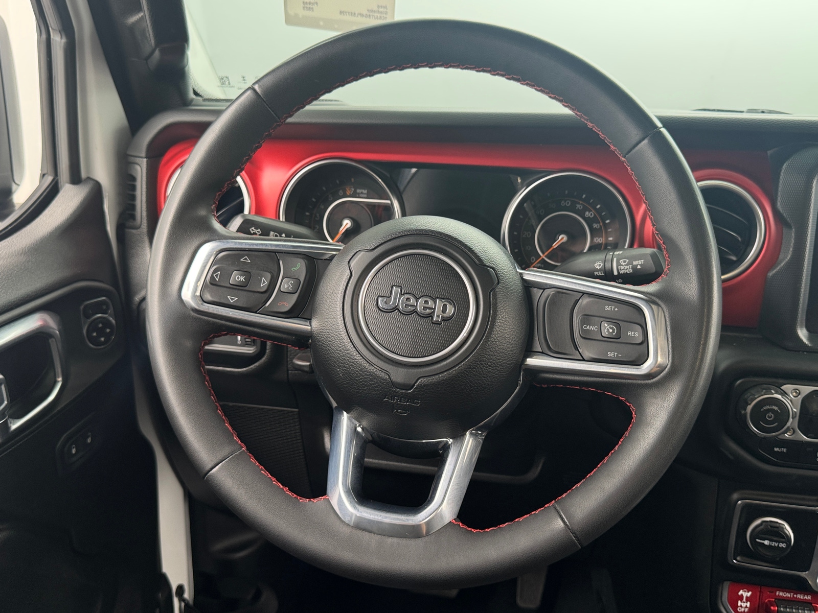 Thumbnail: 2023 Jeep Gladiator - 5