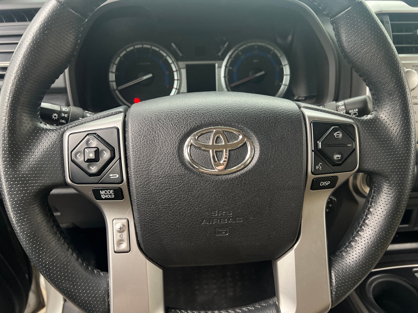 Thumbnail: 2016 Toyota 4Runner - 5