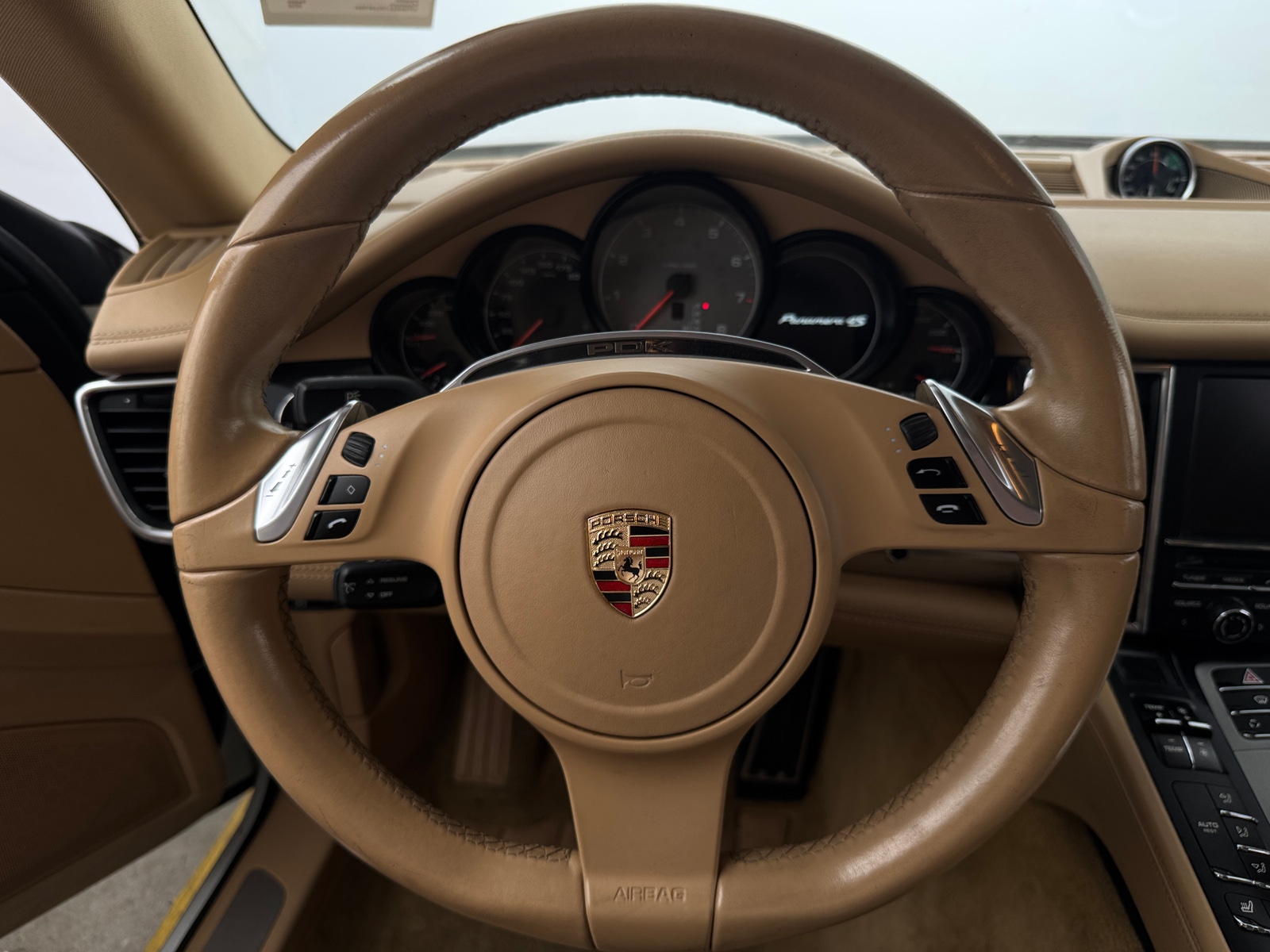 Thumbnail: 2012 Porsche Panamera - 4