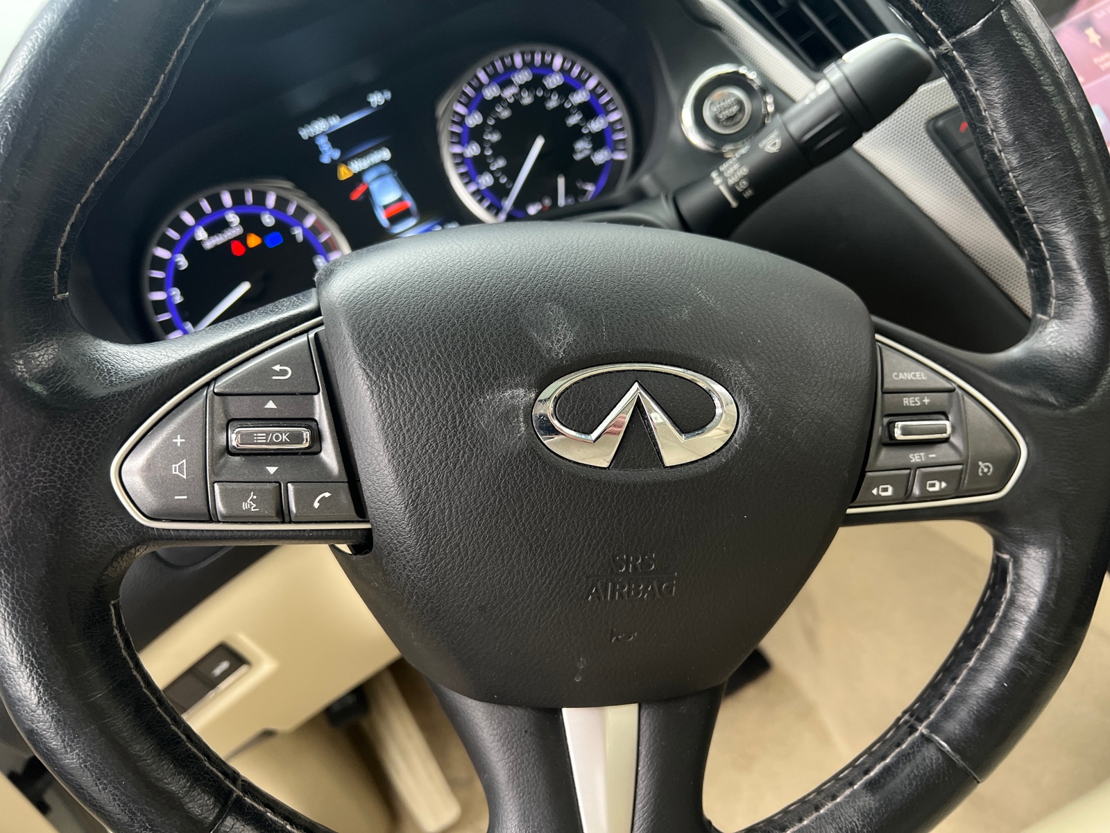 Thumbnail: 2016 INFINITI Q50 - 4