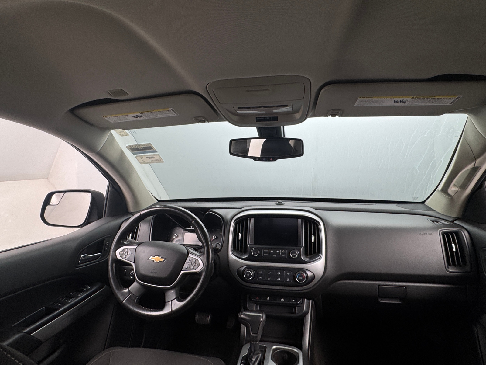 Thumbnail: 2018 Chevrolet Colorado - 3