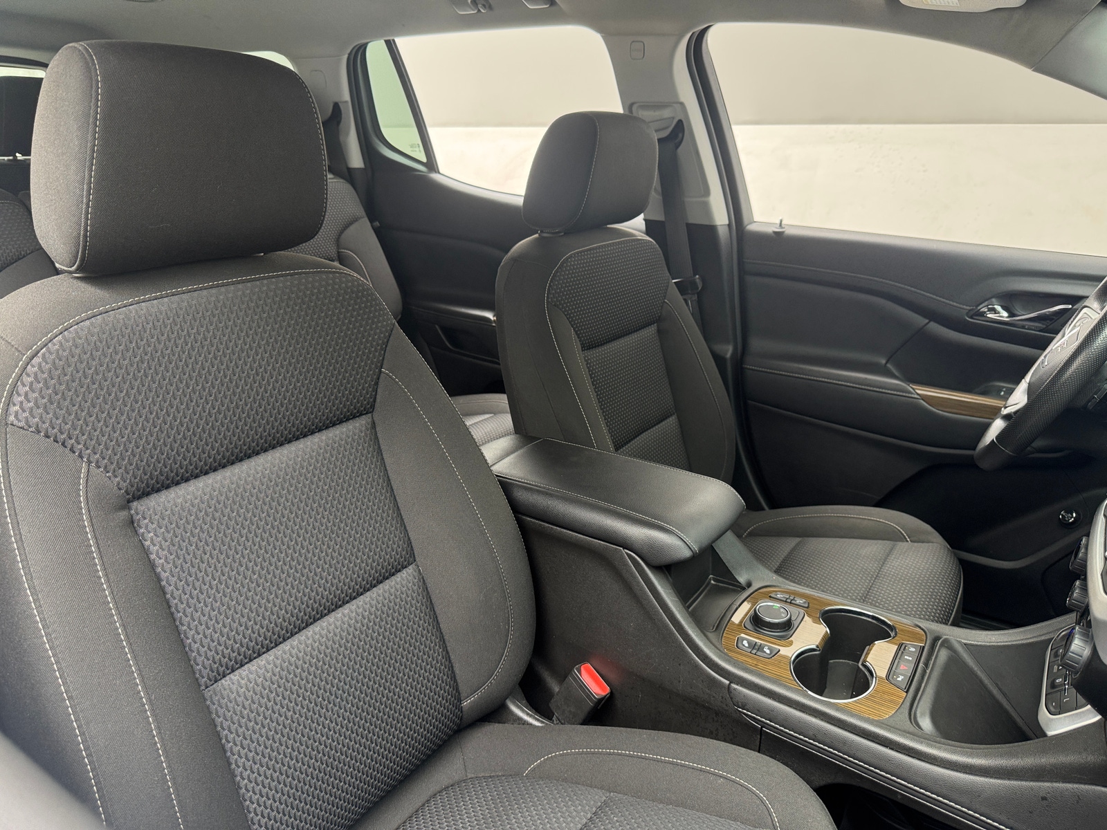 Thumbnail: 2023 GMC Acadia - 2