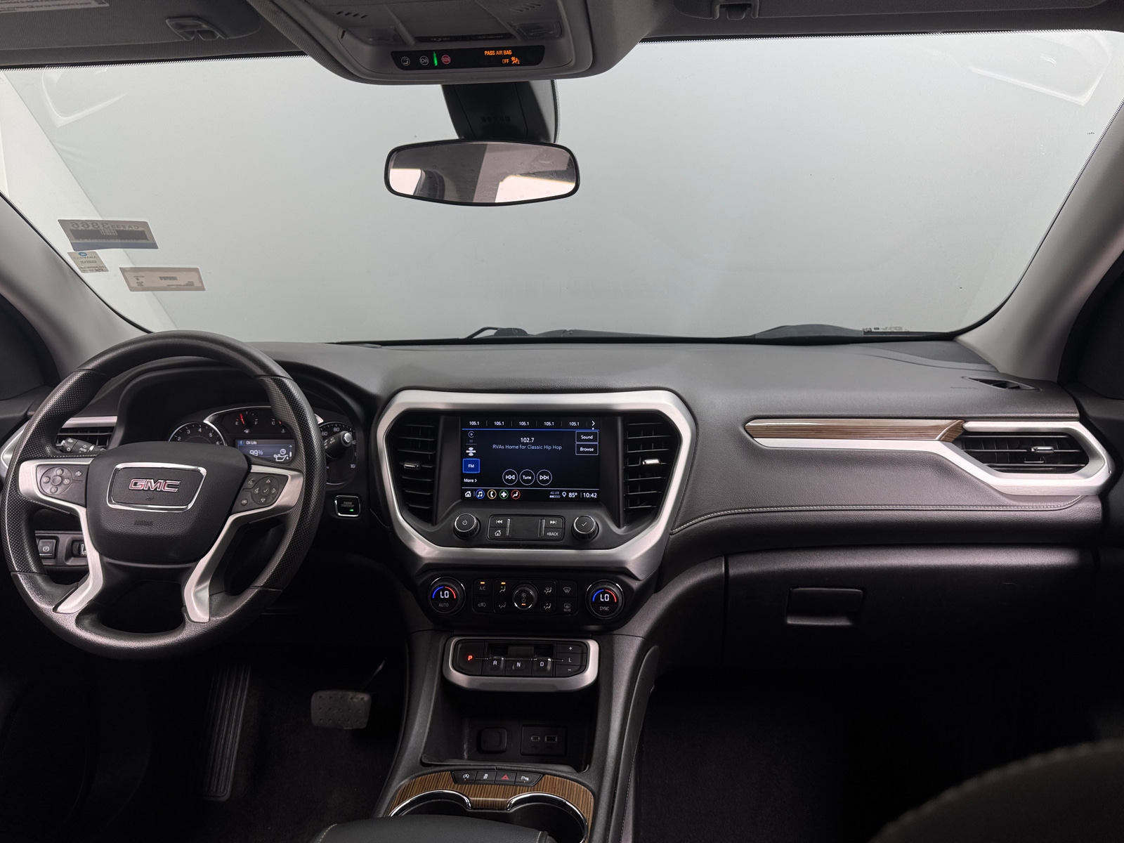 Thumbnail: 2023 GMC Acadia - 3