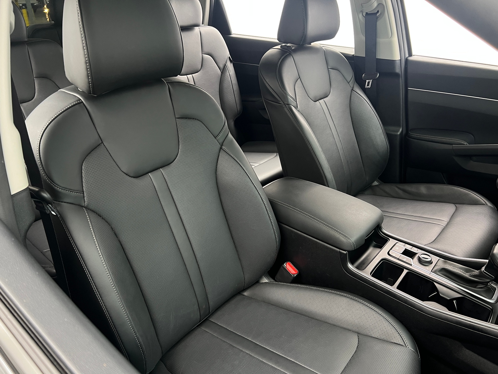 Thumbnail: 2024 Kia Sorento - 2