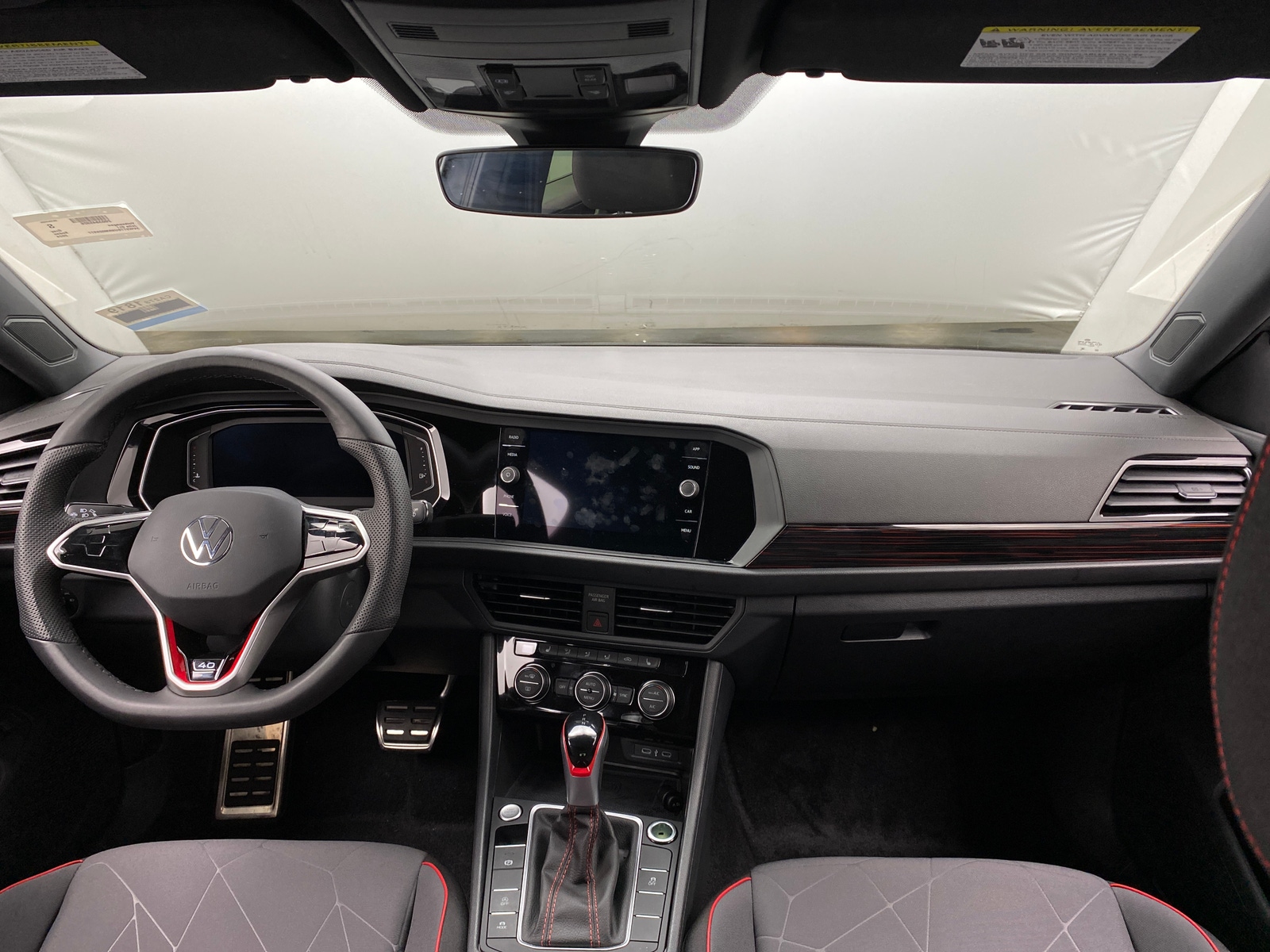 Thumbnail: 2024 Volkswagen Jetta - 3