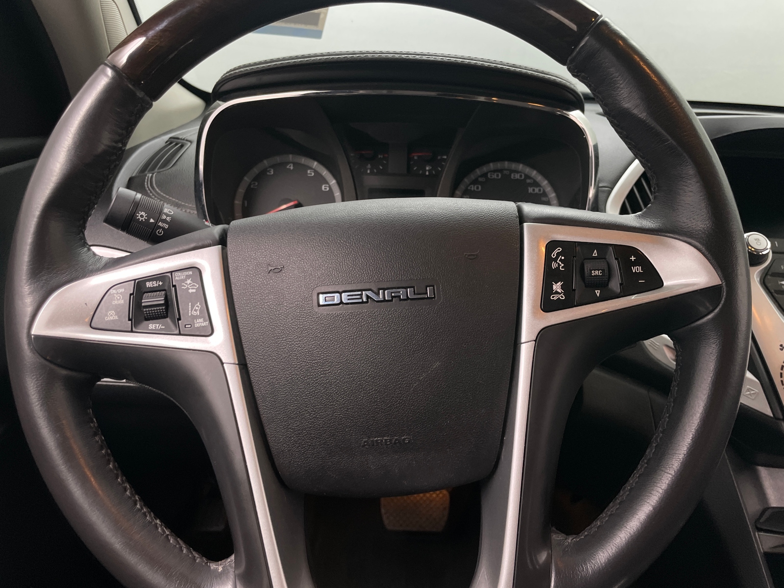 Thumbnail: 2017 GMC Terrain - 4