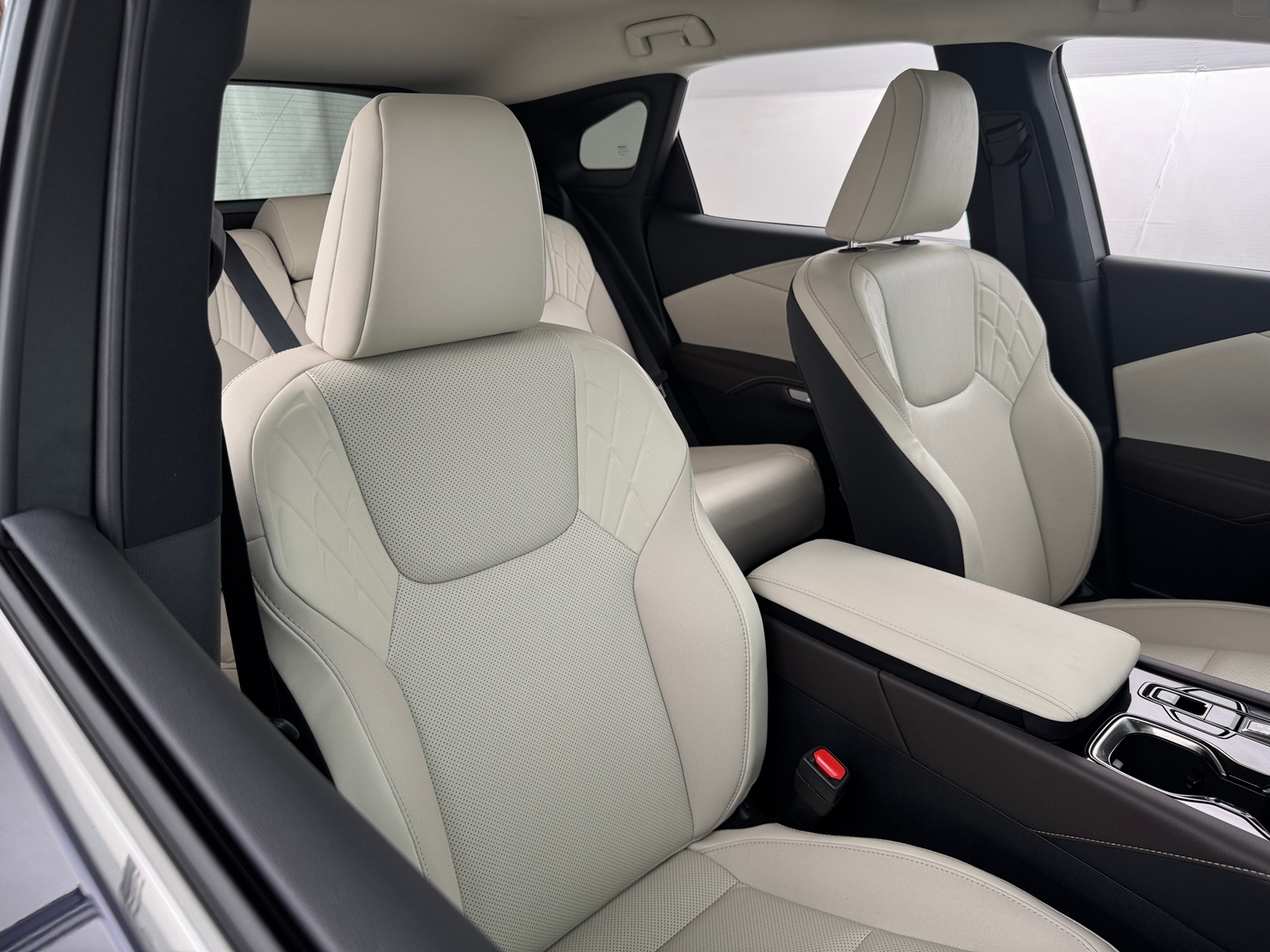 Thumbnail: 2024 Lexus RX - 2