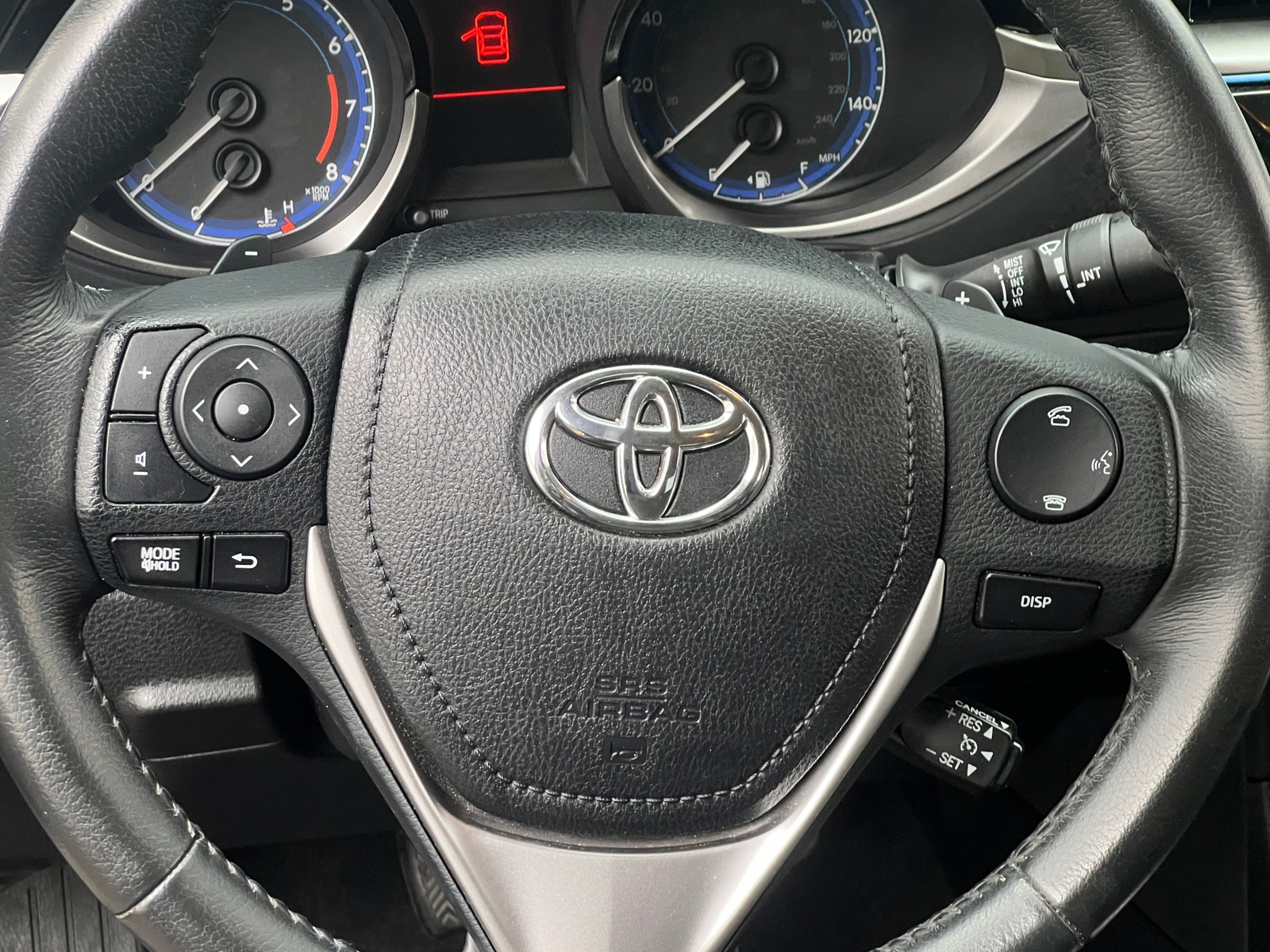 Thumbnail: 2015 Toyota Corolla - 5