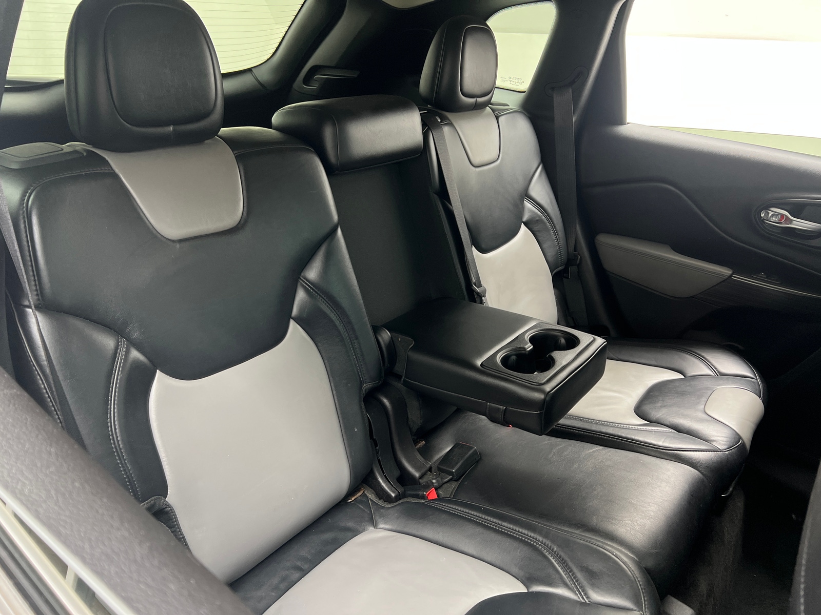 Thumbnail: 2014 Jeep Cherokee - 5