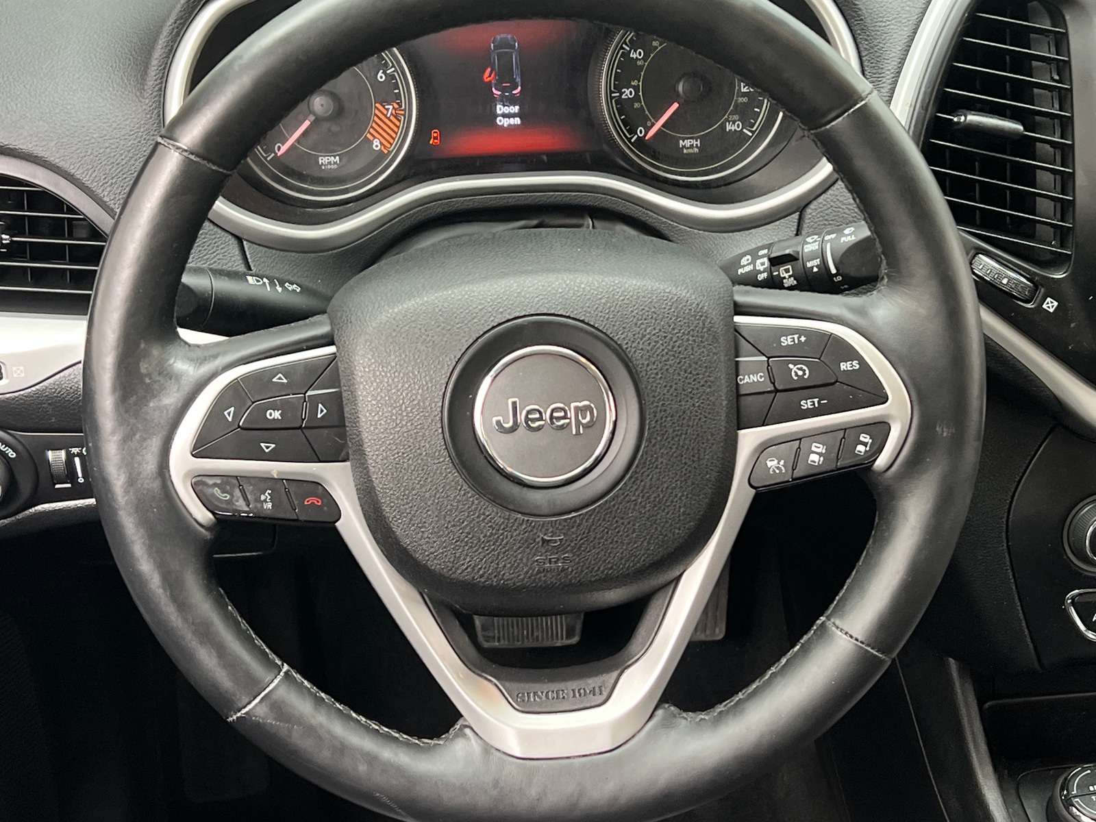 Thumbnail: 2014 Jeep Cherokee - 4