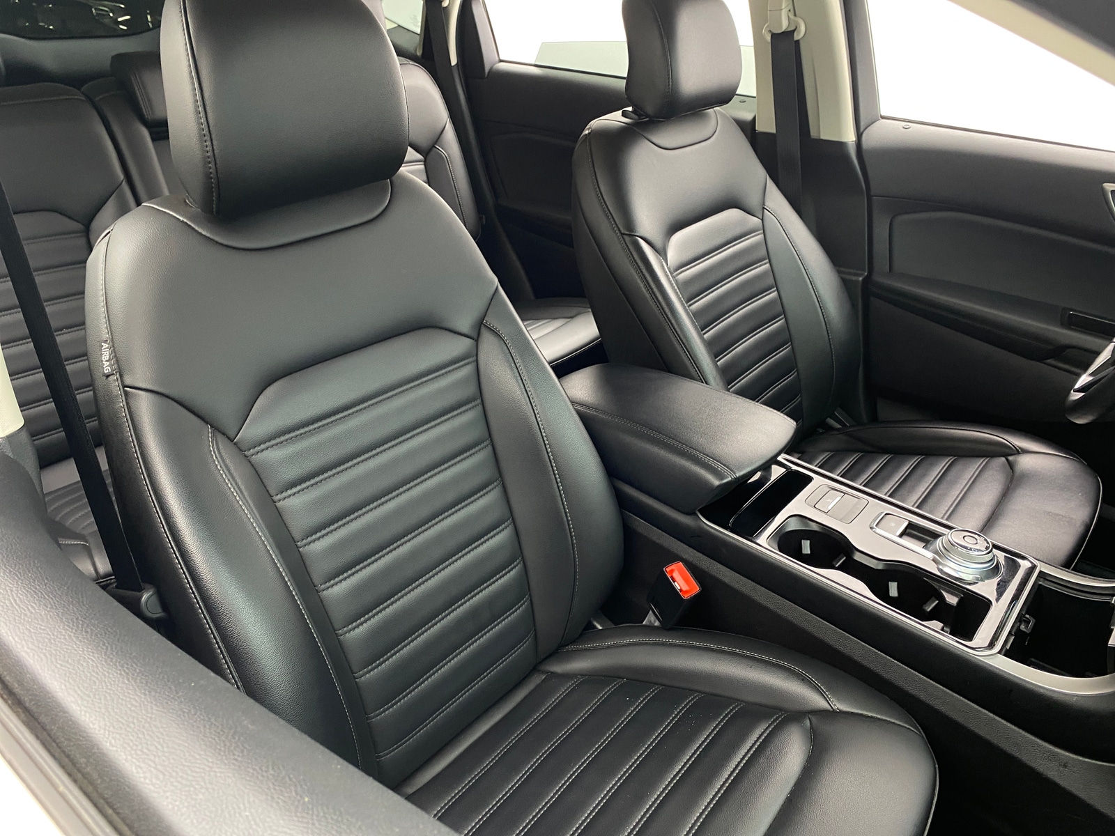 Thumbnail: 2019 Ford Edge - 2