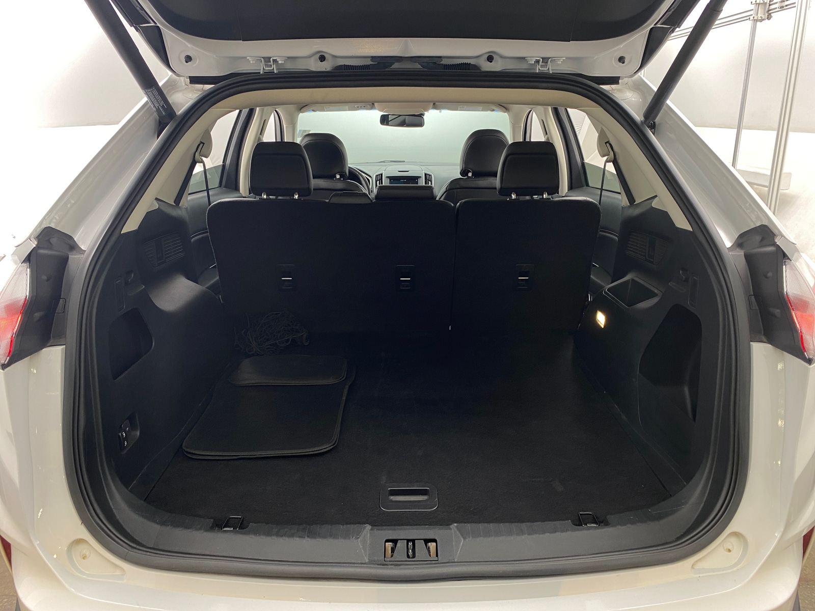 Thumbnail: 2019 Ford Edge - 7